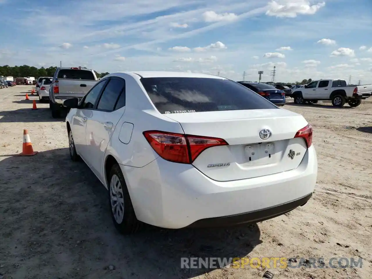 3 Photograph of a damaged car 5YFBURHE3KP883179 TOYOTA COROLLA 2019