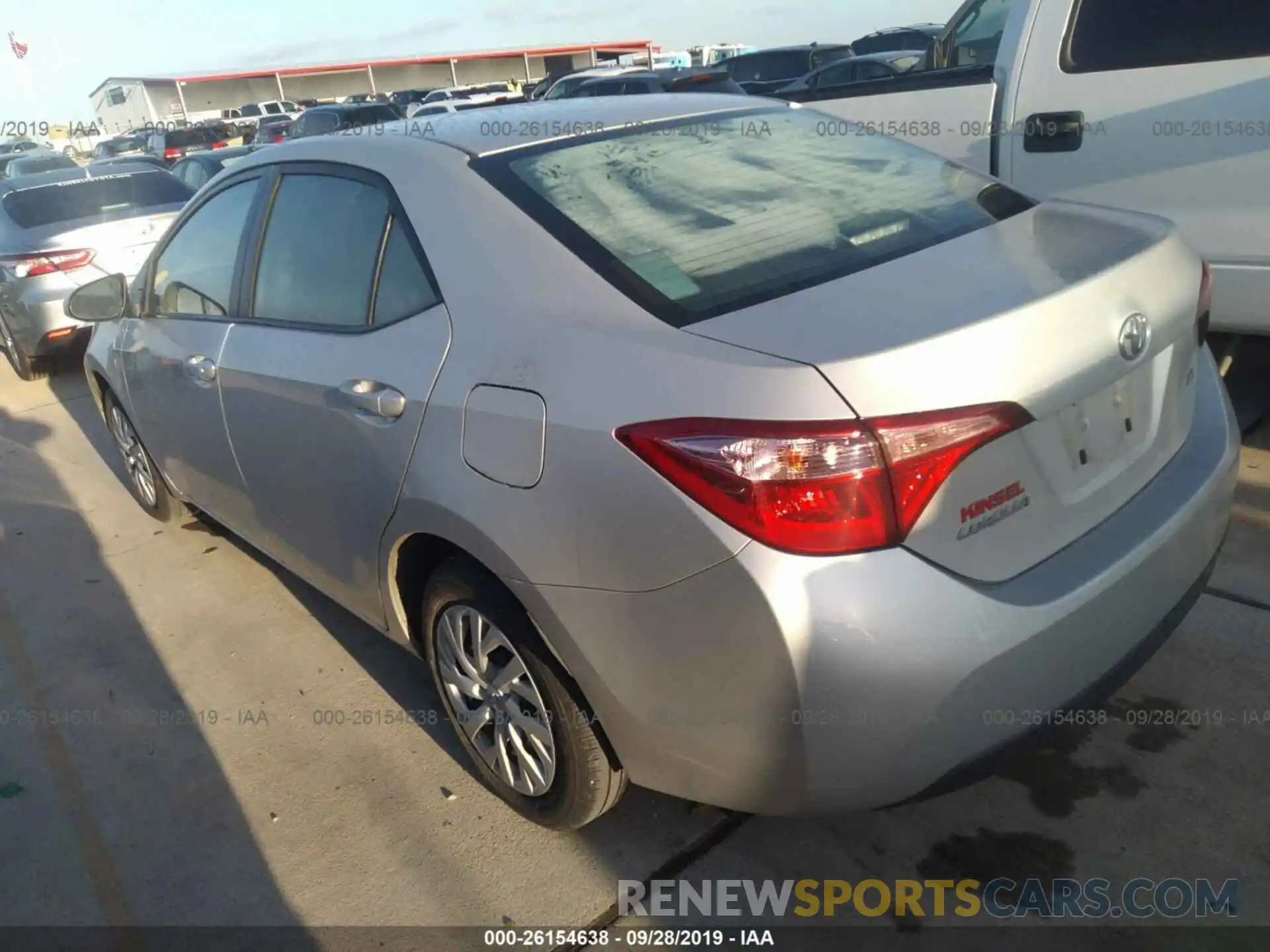 3 Photograph of a damaged car 5YFBURHE3KP883490 TOYOTA COROLLA 2019