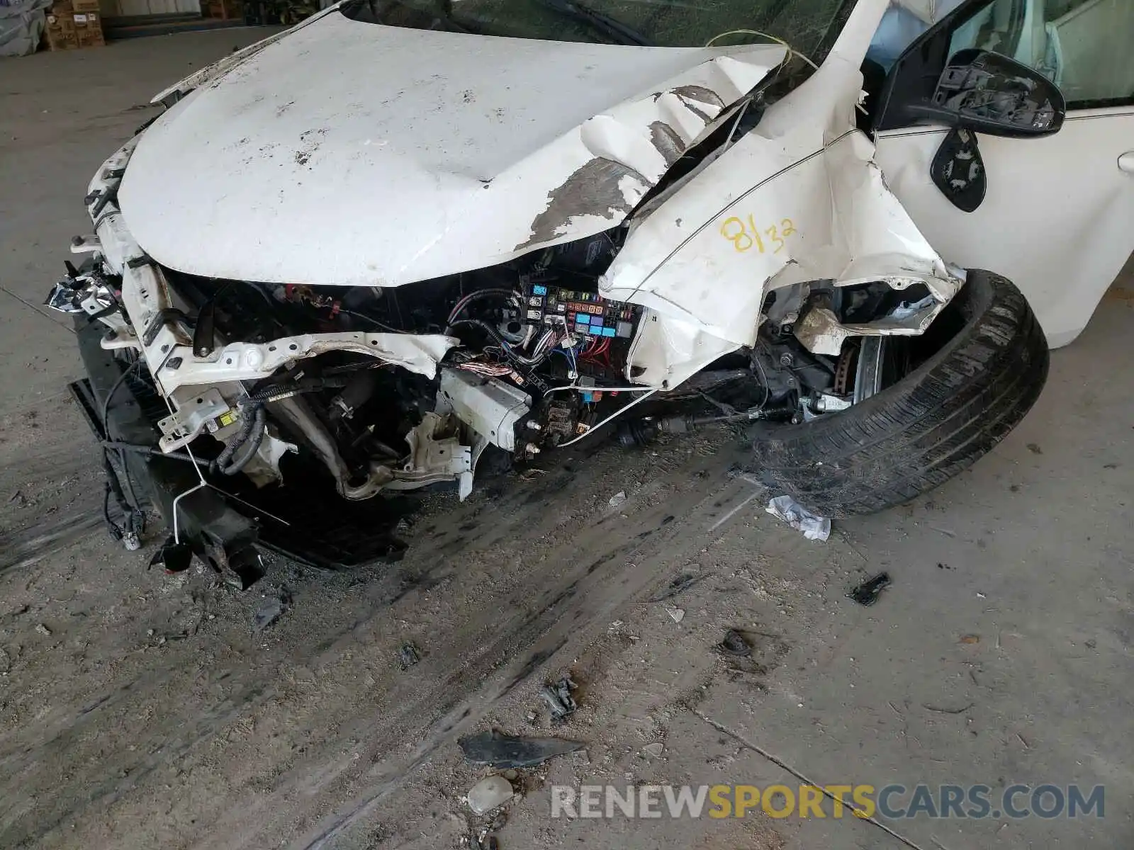 9 Фотография поврежденного автомобиля 5YFBURHE3KP883912 TOYOTA COROLLA 2019