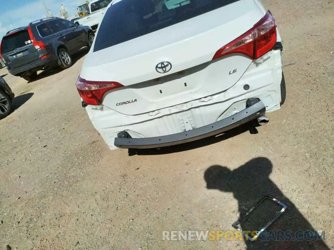 9 Photograph of a damaged car 5YFBURHE3KP884591 TOYOTA COROLLA 2019