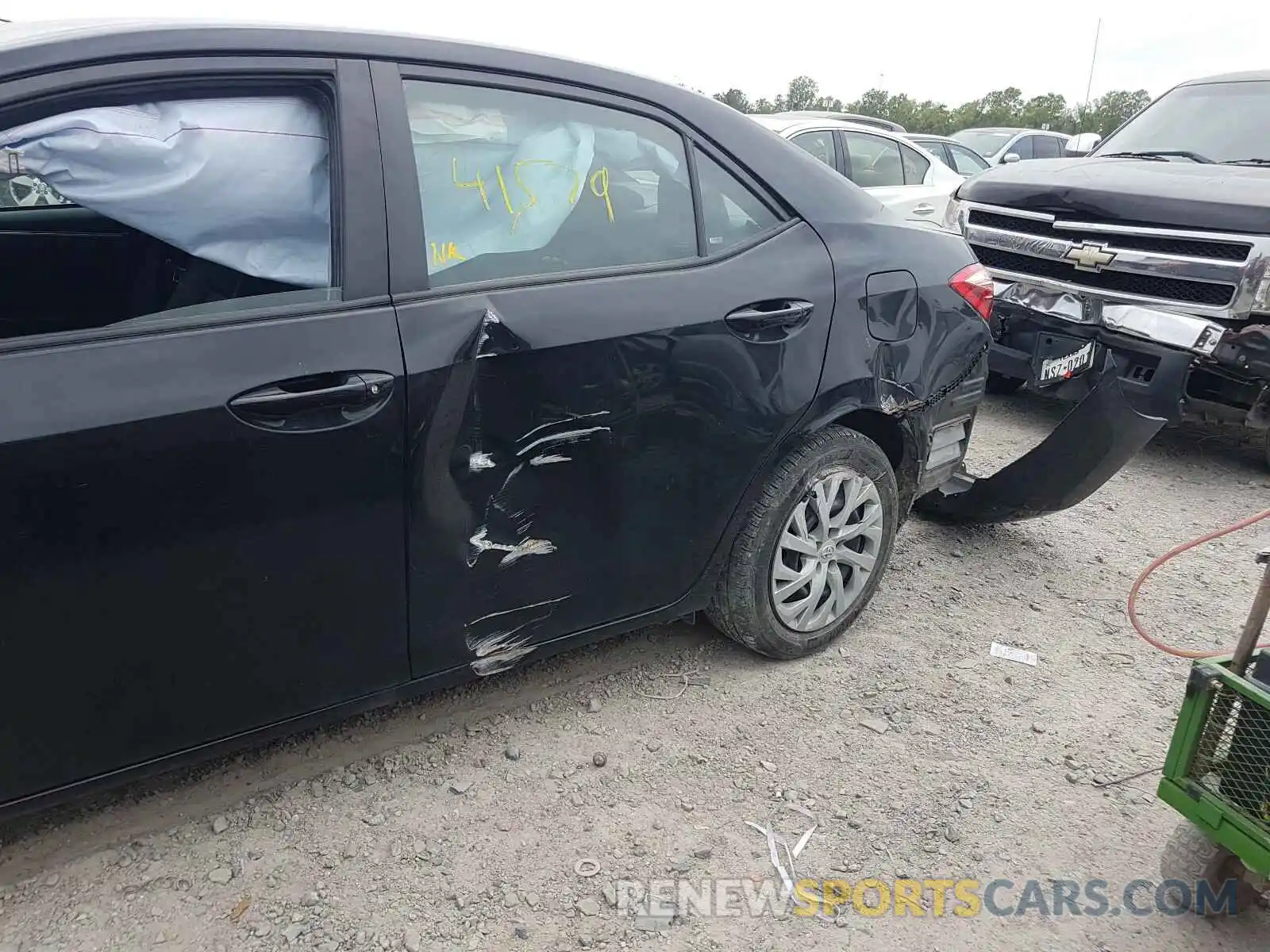 9 Photograph of a damaged car 5YFBURHE3KP885076 TOYOTA COROLLA 2019
