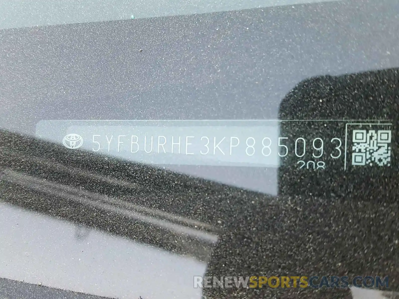 10 Photograph of a damaged car 5YFBURHE3KP885093 TOYOTA COROLLA 2019