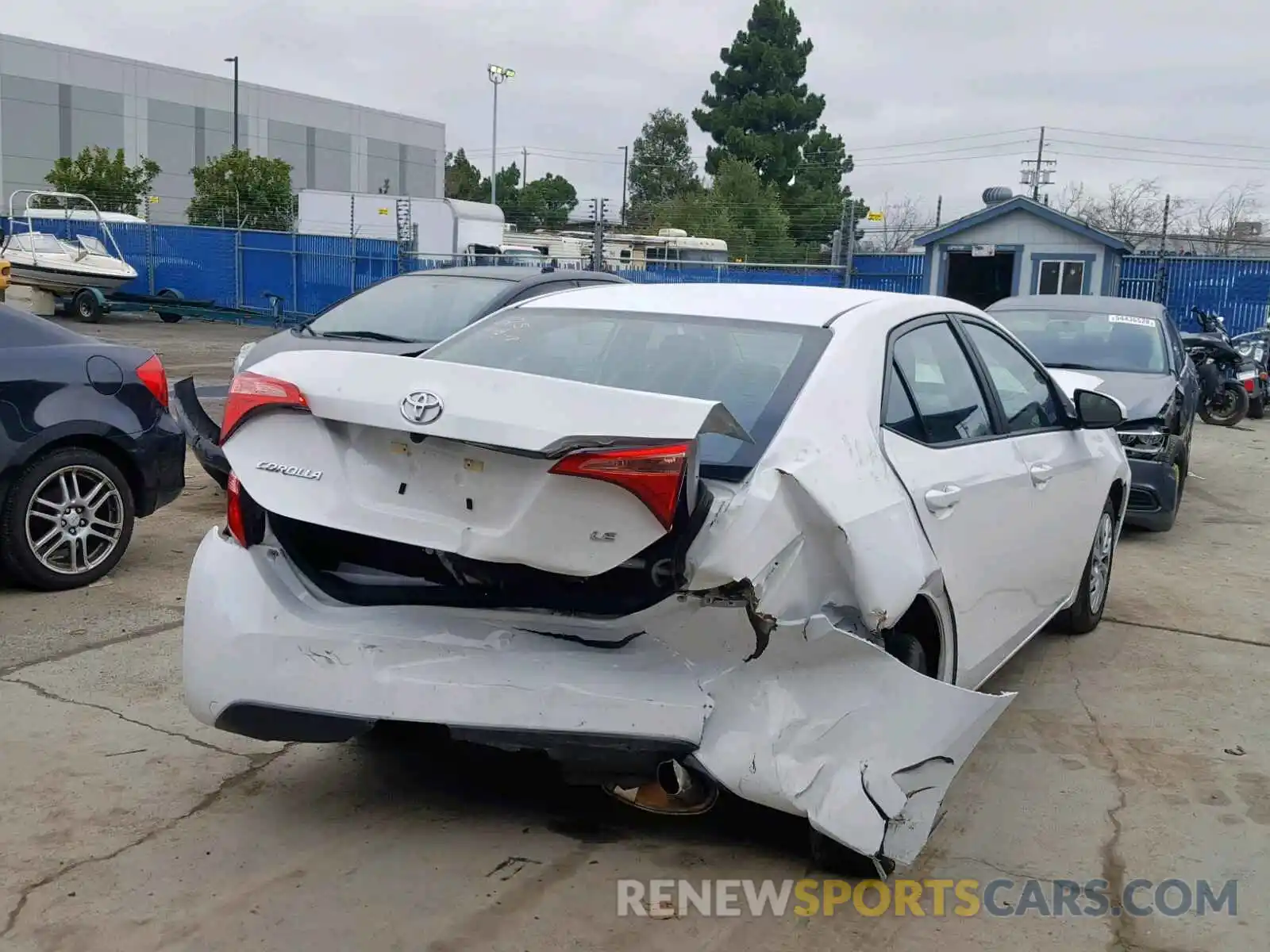 4 Photograph of a damaged car 5YFBURHE3KP885174 TOYOTA COROLLA 2019