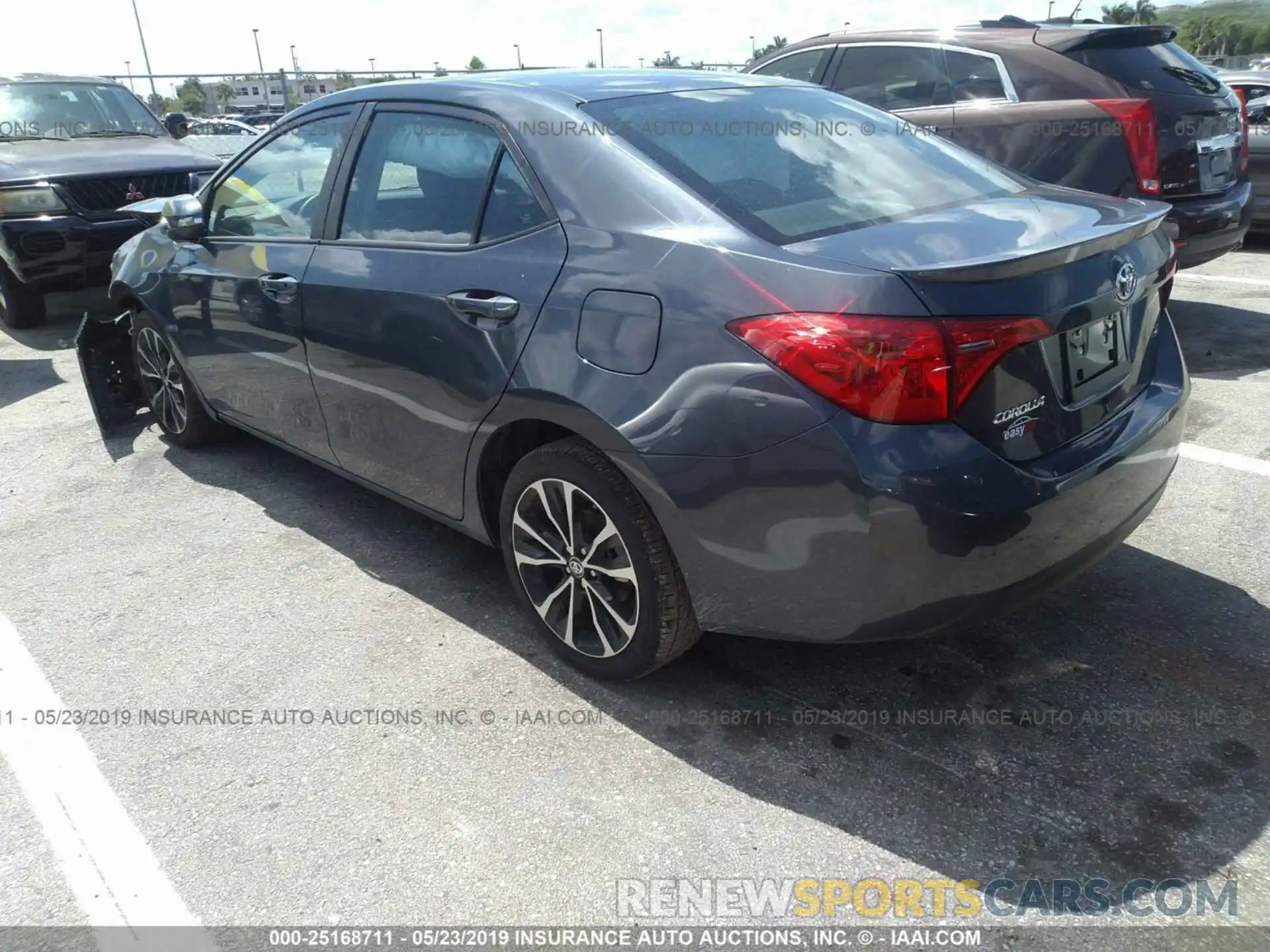 3 Photograph of a damaged car 5YFBURHE3KP885367 TOYOTA COROLLA 2019