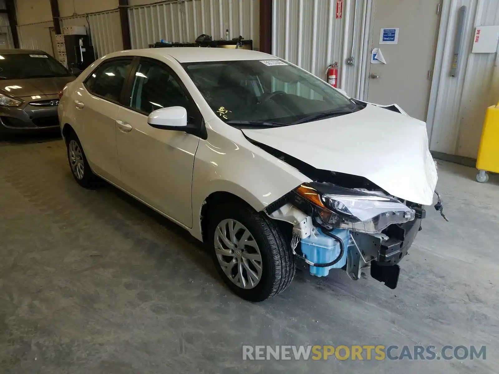 1 Photograph of a damaged car 5YFBURHE3KP886096 TOYOTA COROLLA 2019