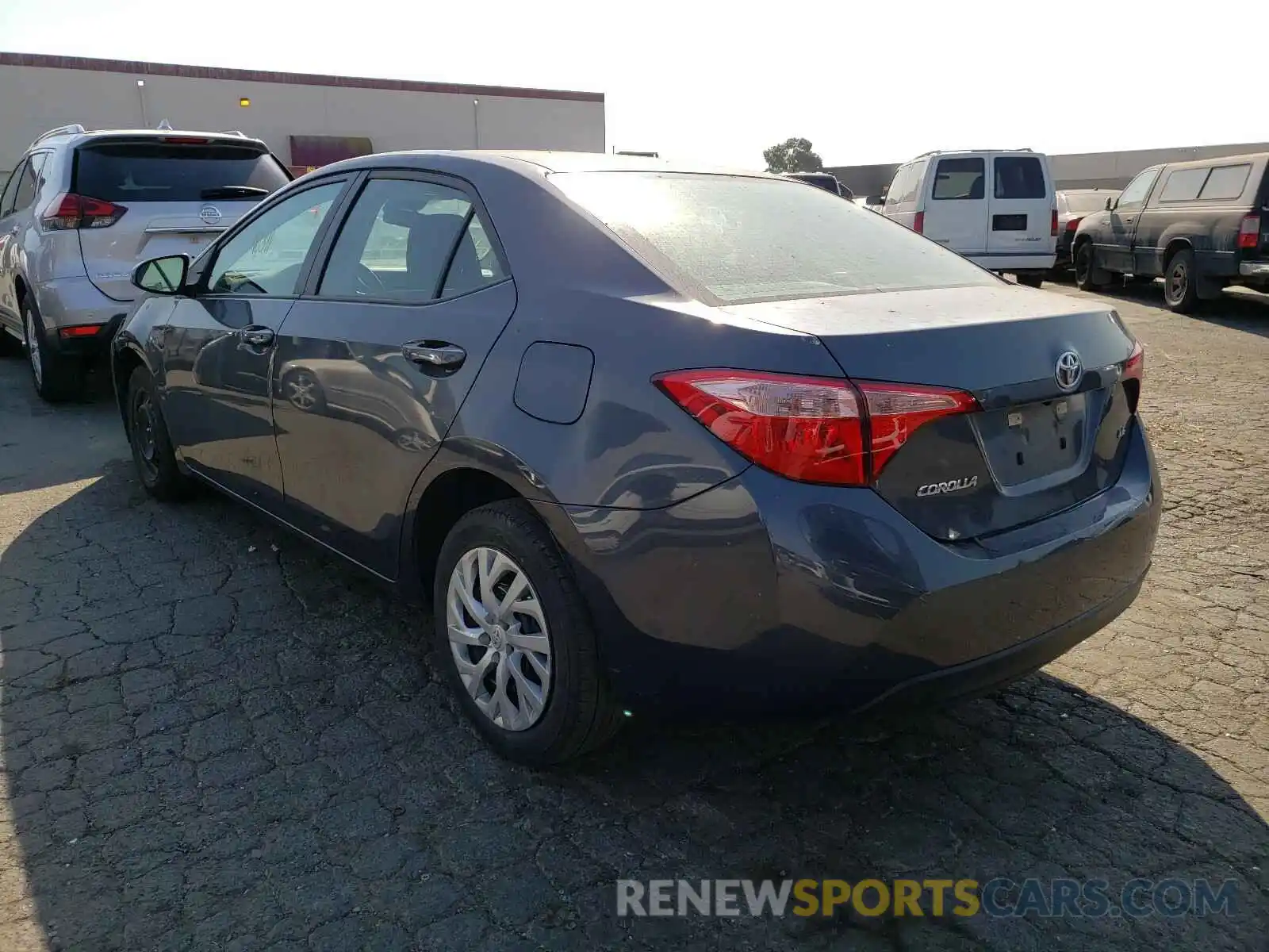 3 Photograph of a damaged car 5YFBURHE3KP886664 TOYOTA COROLLA 2019