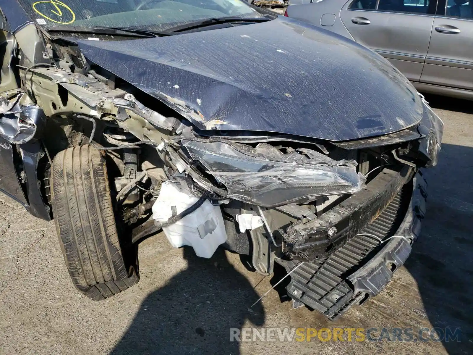 9 Photograph of a damaged car 5YFBURHE3KP886664 TOYOTA COROLLA 2019