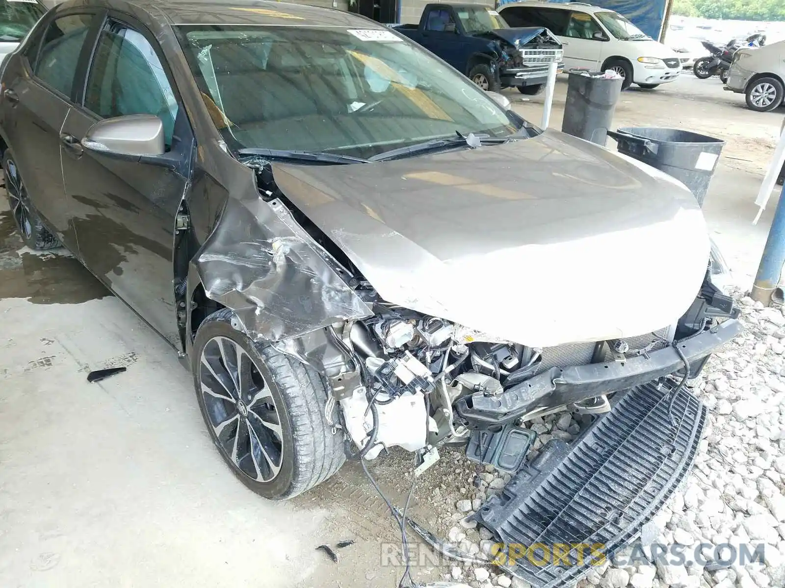 9 Photograph of a damaged car 5YFBURHE3KP886745 TOYOTA COROLLA 2019