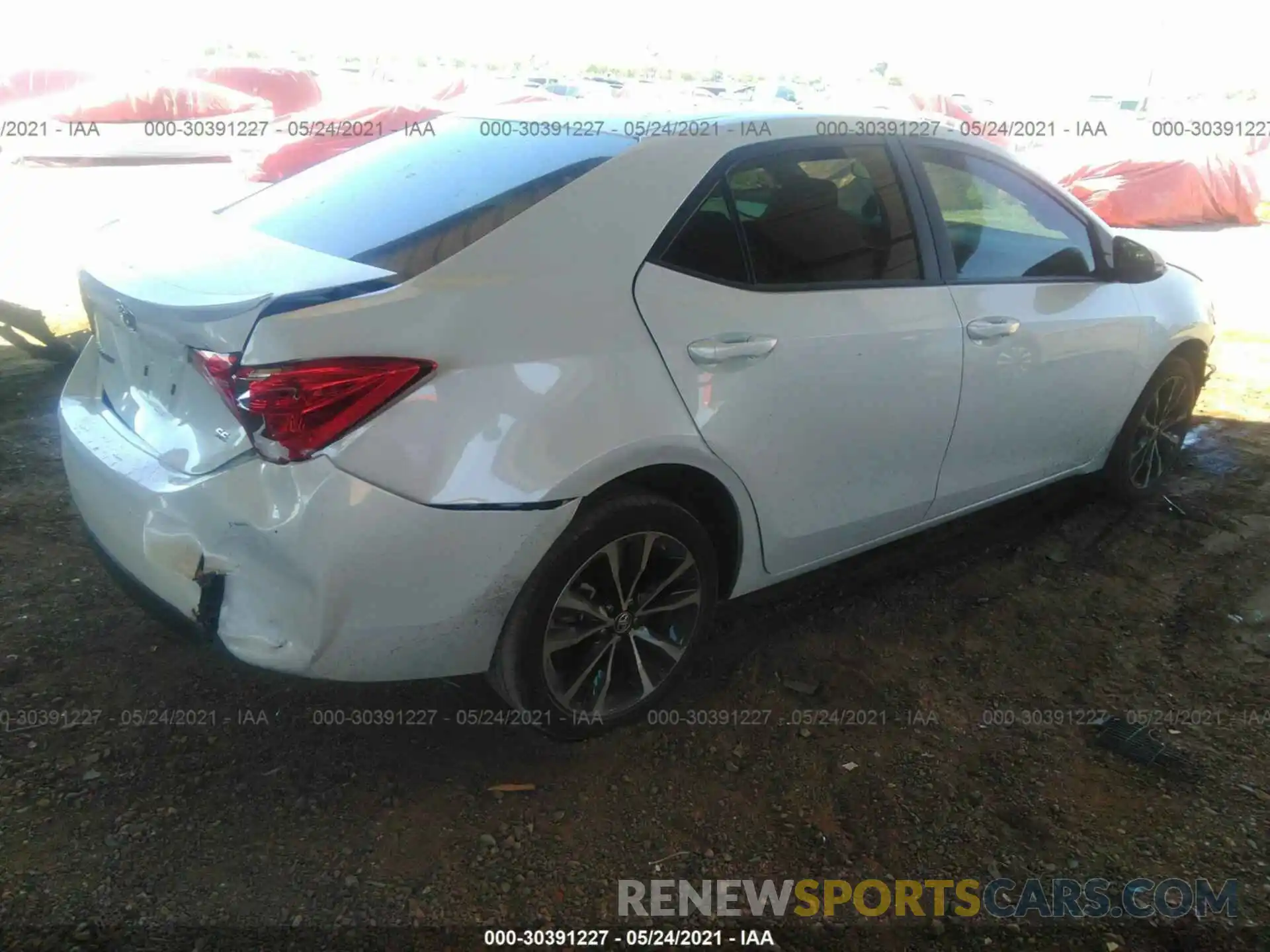 4 Photograph of a damaged car 5YFBURHE3KP887412 TOYOTA COROLLA 2019