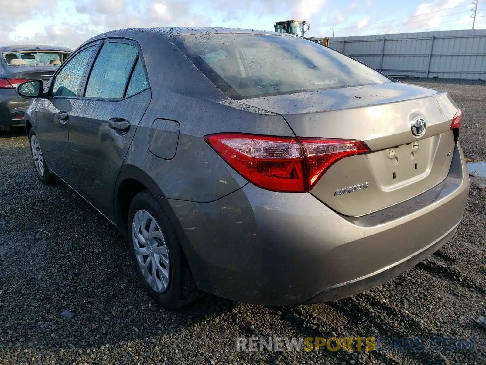 3 Photograph of a damaged car 5YFBURHE3KP888253 TOYOTA COROLLA 2019