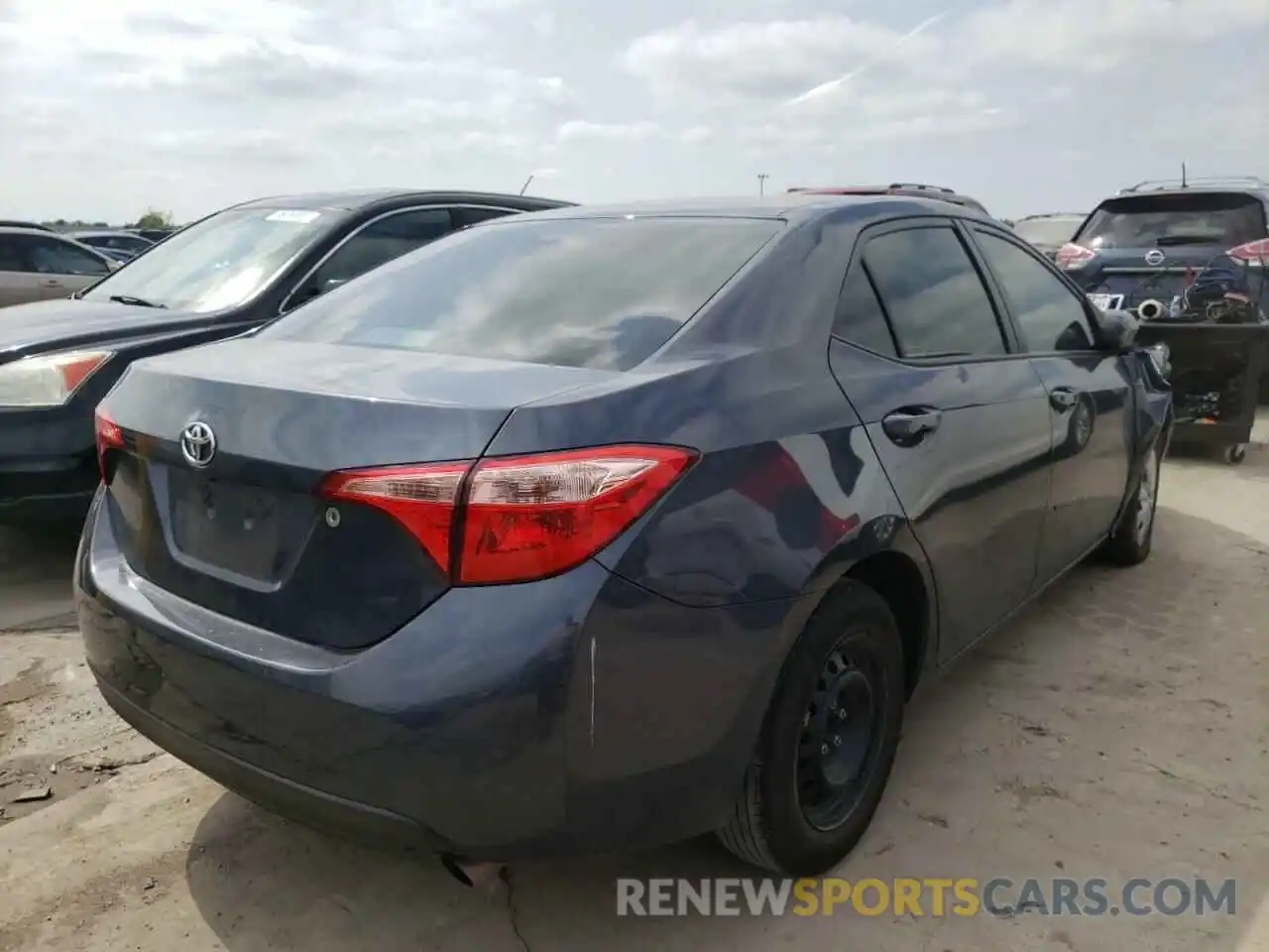 4 Photograph of a damaged car 5YFBURHE3KP888589 TOYOTA COROLLA 2019