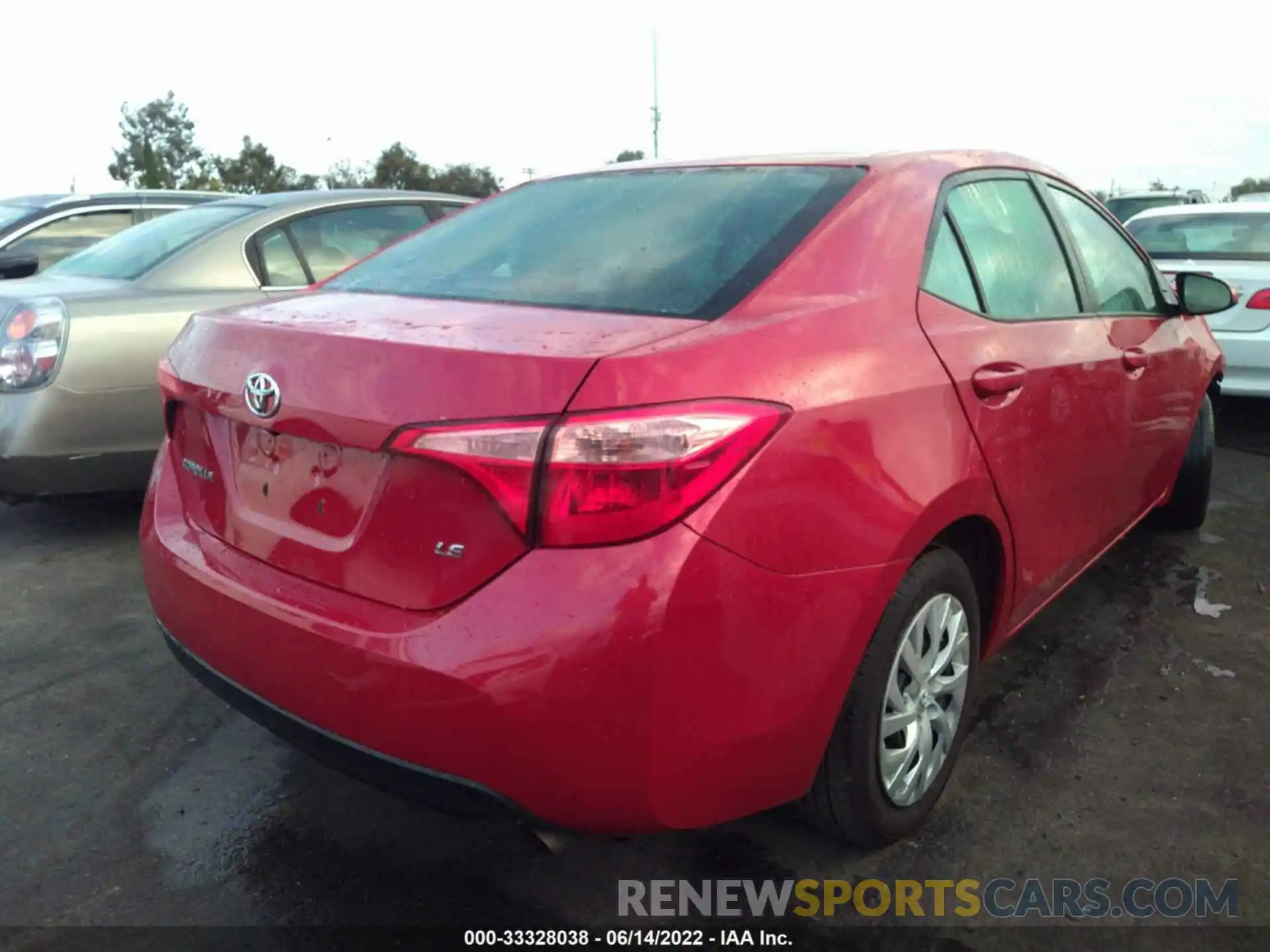 4 Photograph of a damaged car 5YFBURHE3KP890620 TOYOTA COROLLA 2019