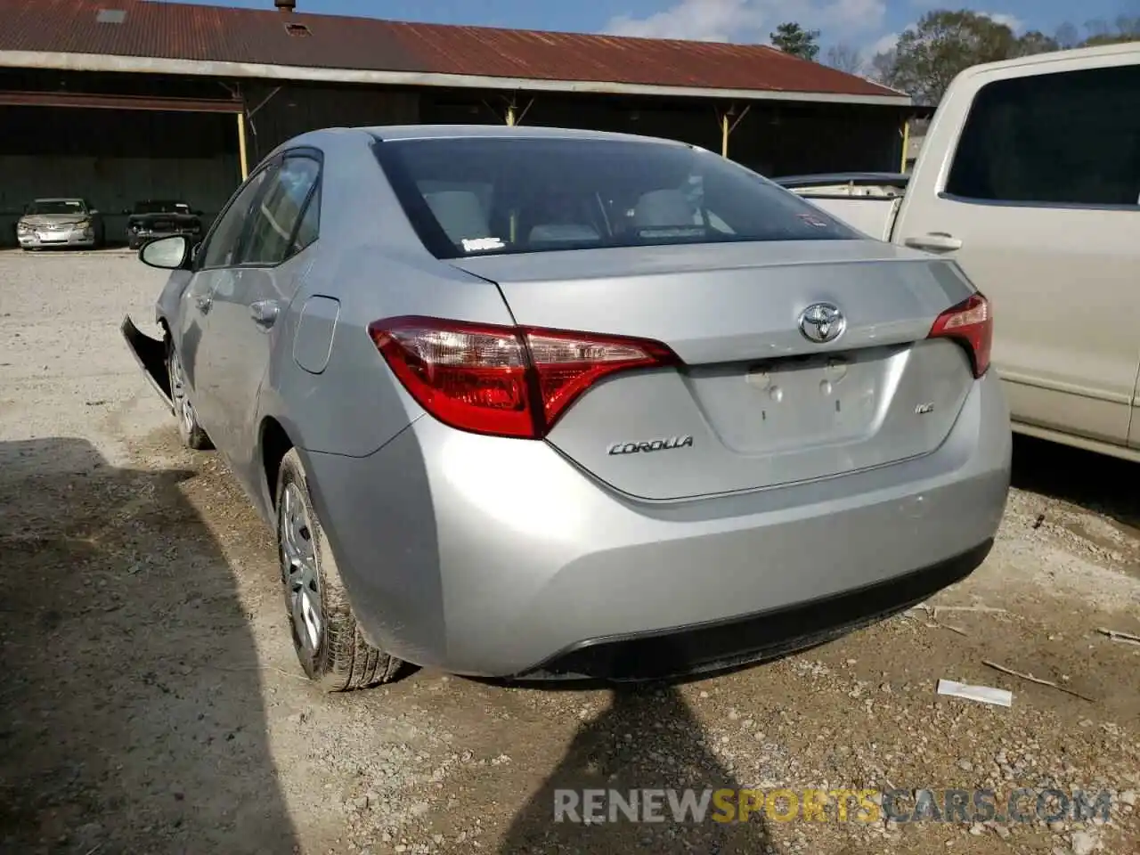 3 Photograph of a damaged car 5YFBURHE3KP891363 TOYOTA COROLLA 2019