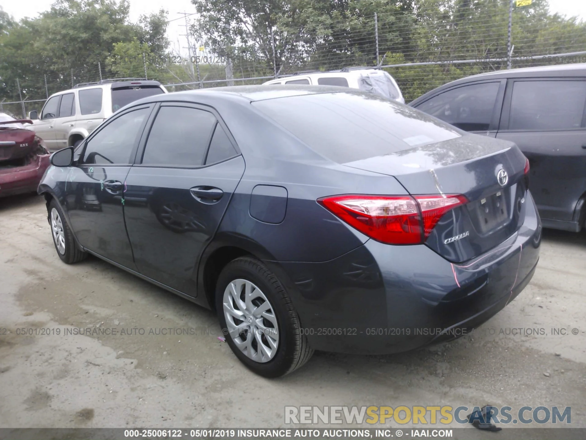 3 Photograph of a damaged car 5YFBURHE3KP892092 TOYOTA COROLLA 2019