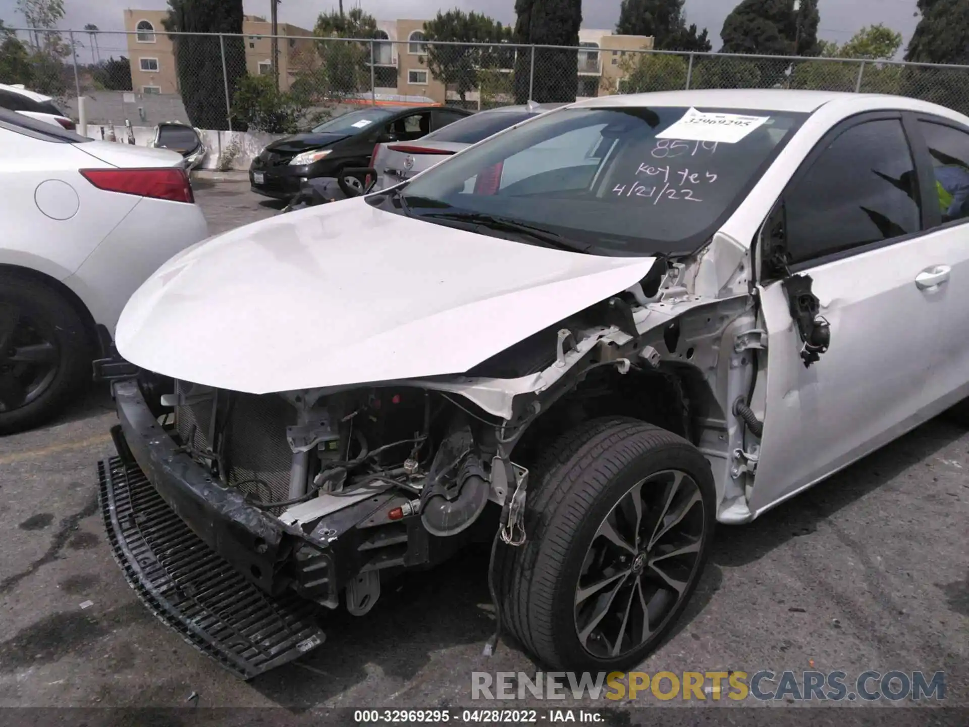 6 Photograph of a damaged car 5YFBURHE3KP892397 TOYOTA COROLLA 2019