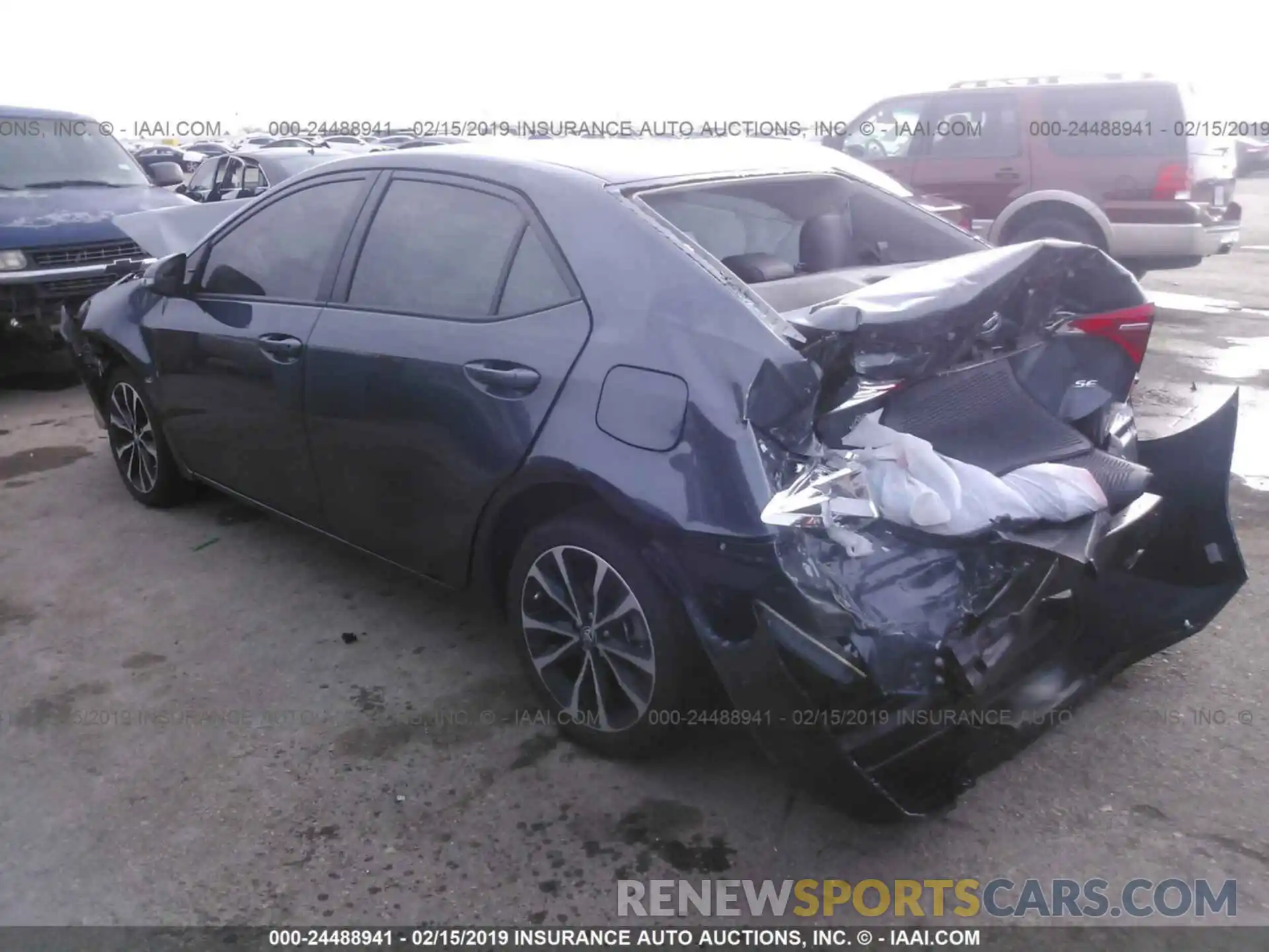 3 Photograph of a damaged car 5YFBURHE3KP892402 TOYOTA COROLLA 2019