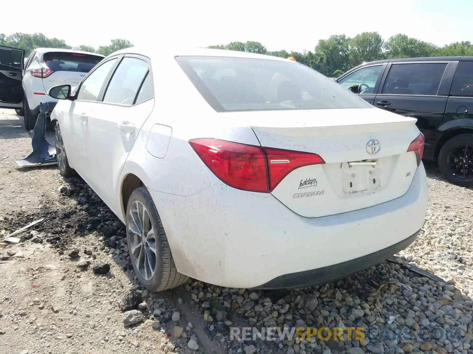 3 Photograph of a damaged car 5YFBURHE3KP892786 TOYOTA COROLLA 2019