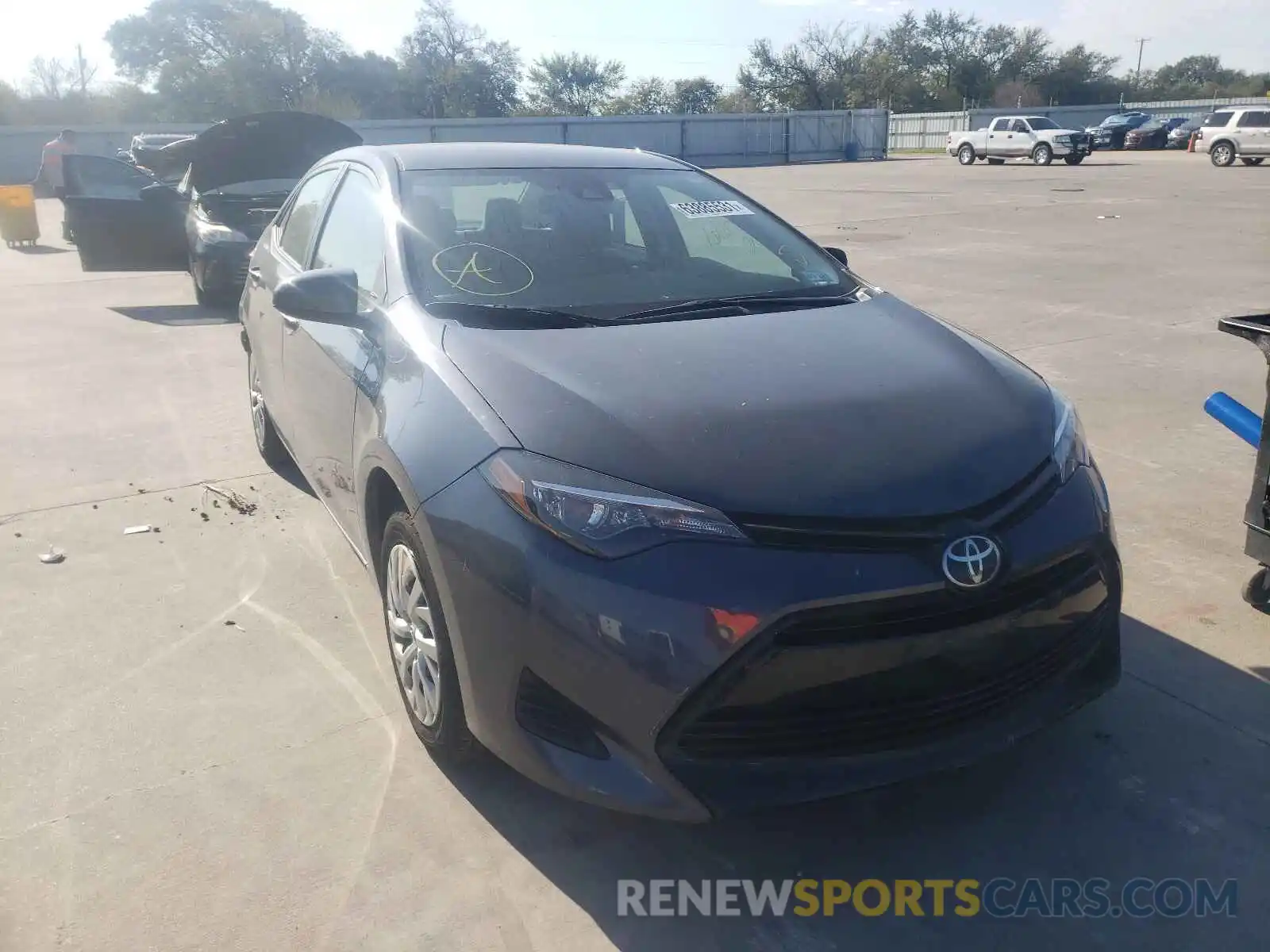 1 Photograph of a damaged car 5YFBURHE3KP892934 TOYOTA COROLLA 2019