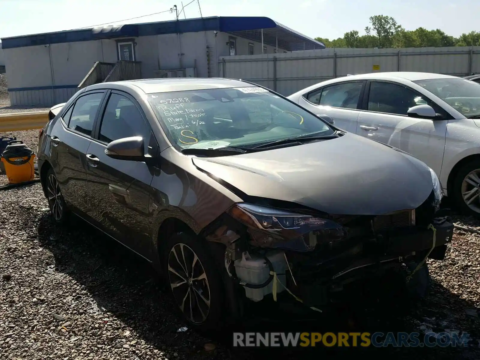 1 Photograph of a damaged car 5YFBURHE3KP893033 TOYOTA COROLLA 2019