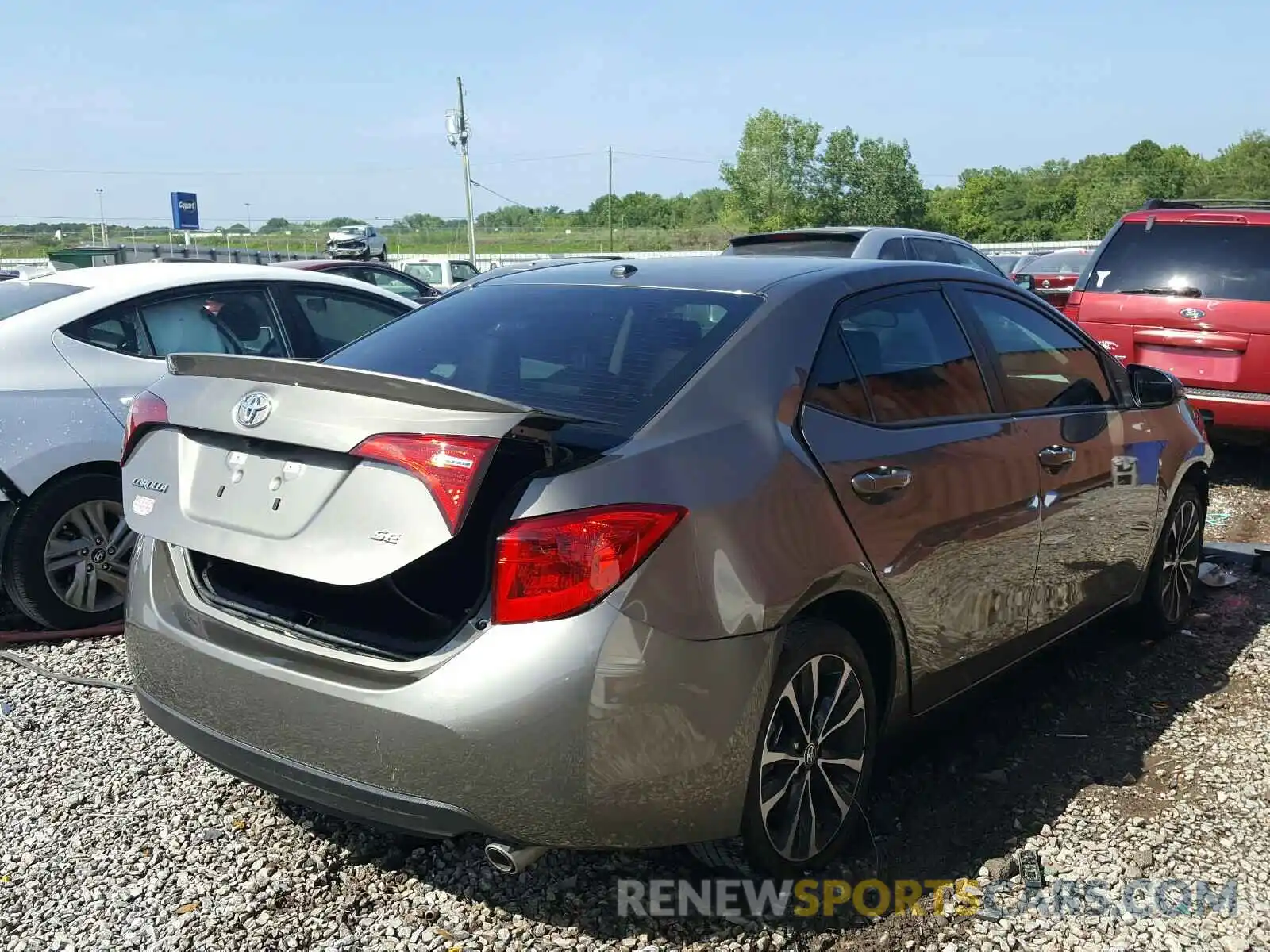 4 Photograph of a damaged car 5YFBURHE3KP893033 TOYOTA COROLLA 2019