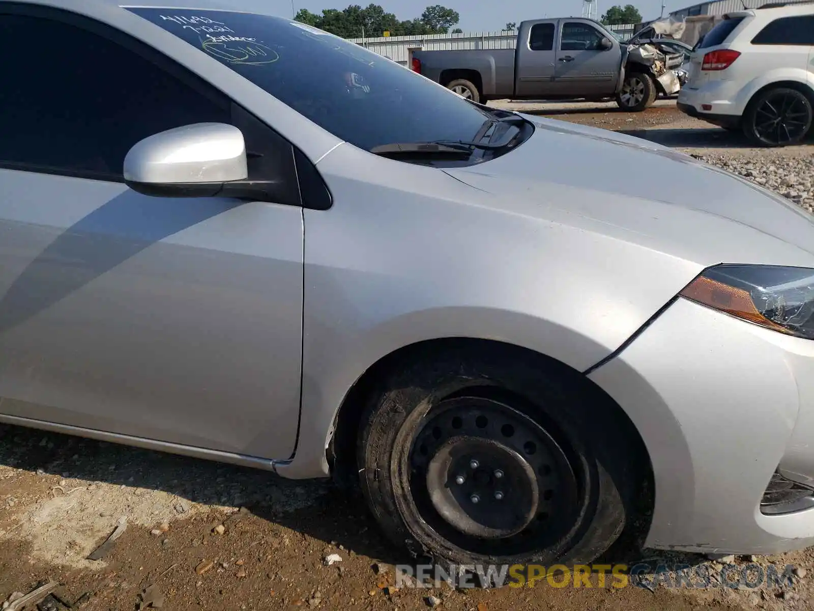 9 Photograph of a damaged car 5YFBURHE3KP893145 TOYOTA COROLLA 2019