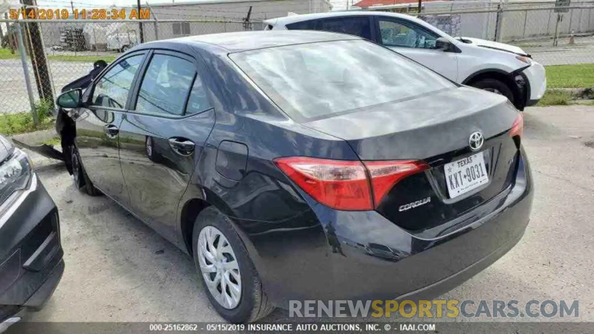 13 Photograph of a damaged car 5YFBURHE3KP893422 TOYOTA COROLLA 2019