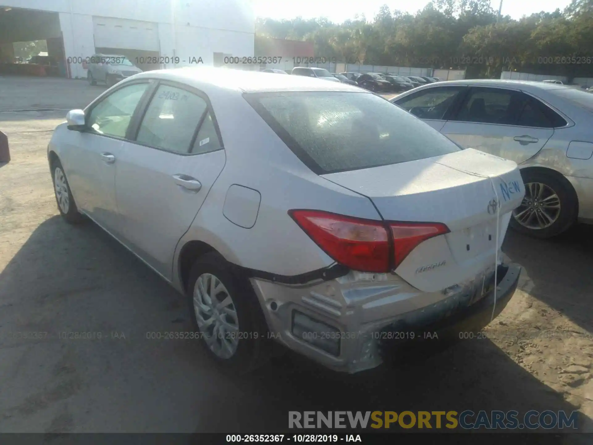 3 Photograph of a damaged car 5YFBURHE3KP894229 TOYOTA COROLLA 2019