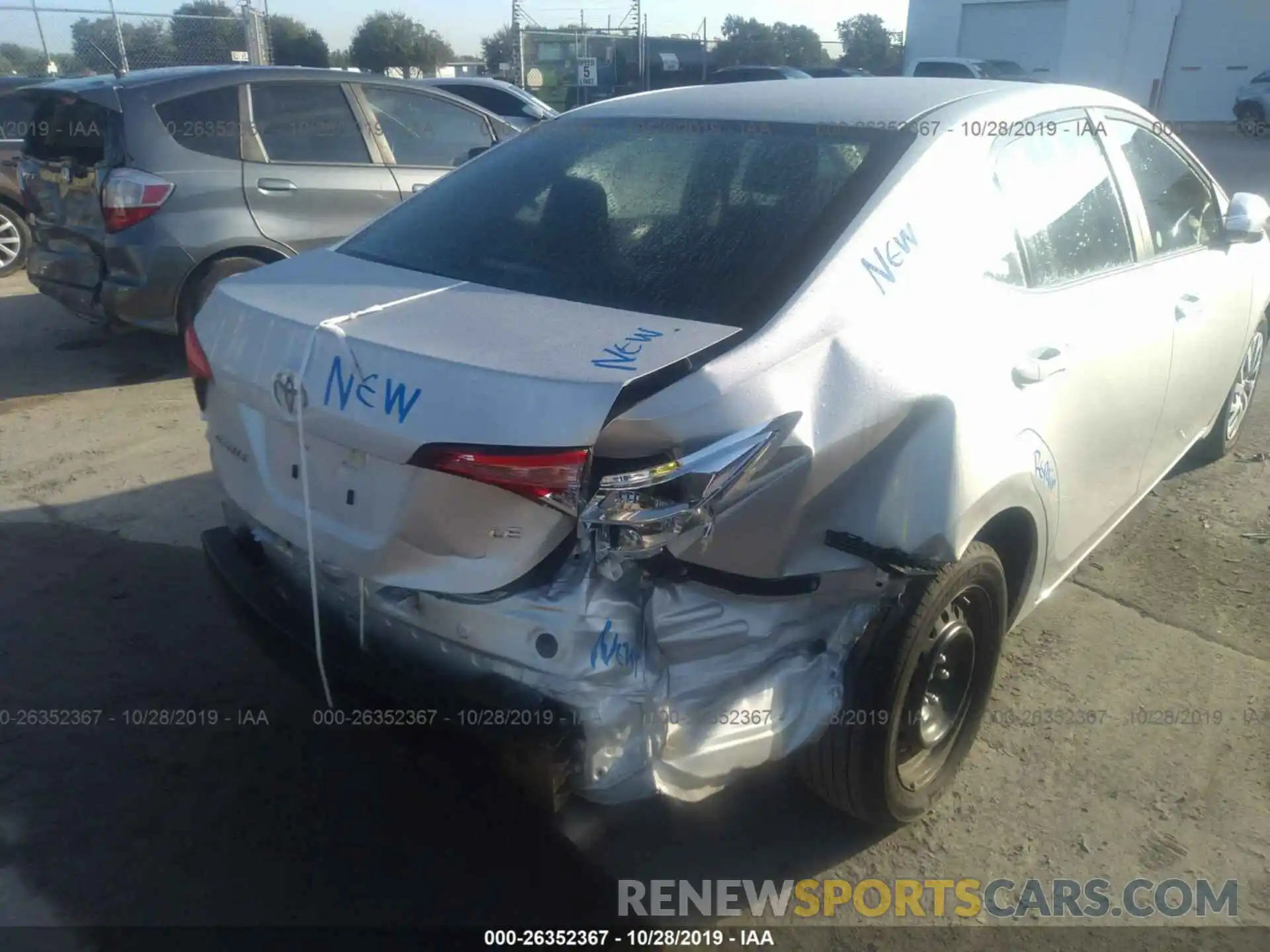 6 Photograph of a damaged car 5YFBURHE3KP894229 TOYOTA COROLLA 2019