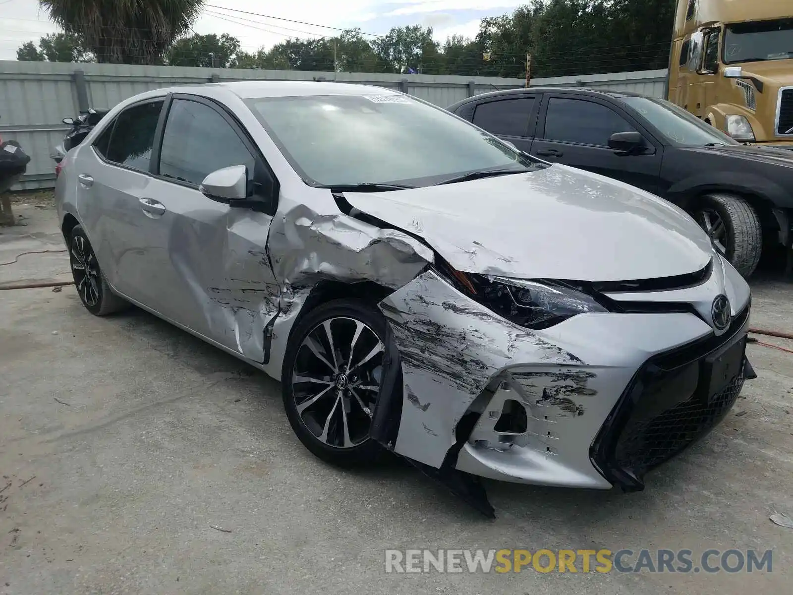 1 Photograph of a damaged car 5YFBURHE3KP894571 TOYOTA COROLLA 2019