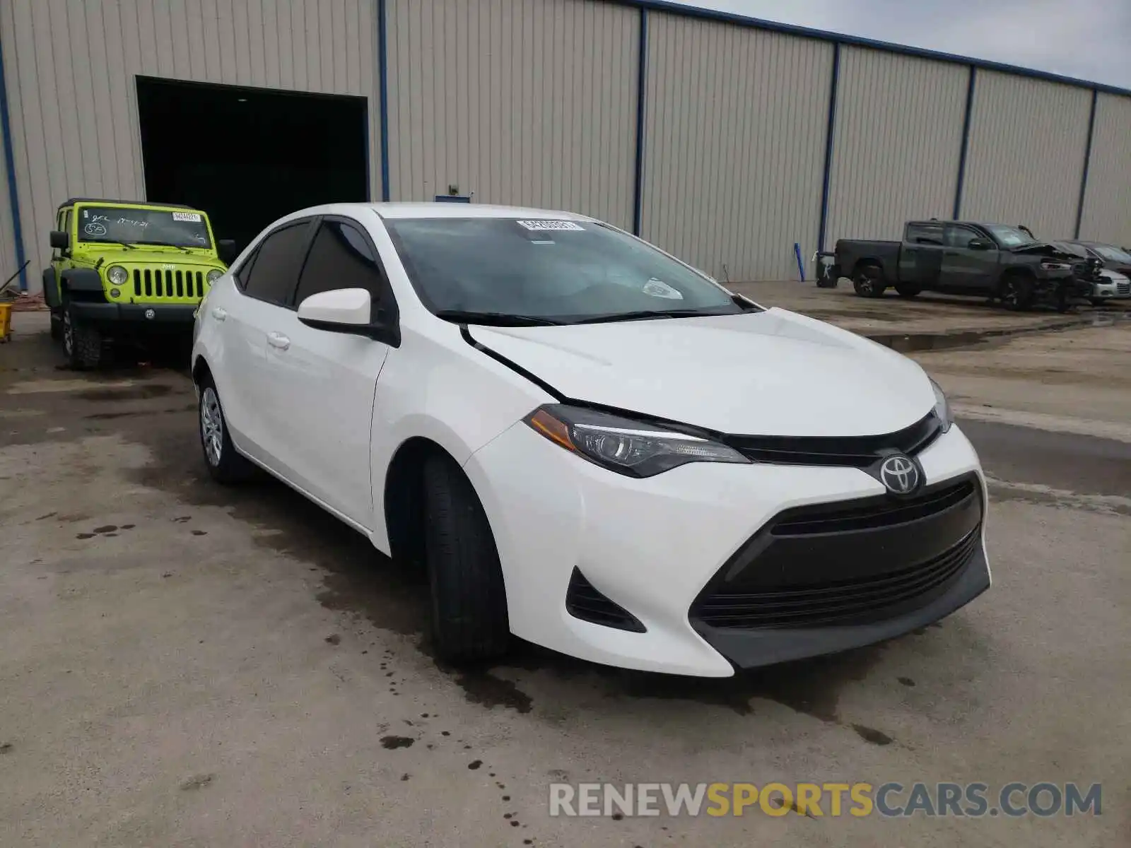 1 Photograph of a damaged car 5YFBURHE3KP894909 TOYOTA COROLLA 2019