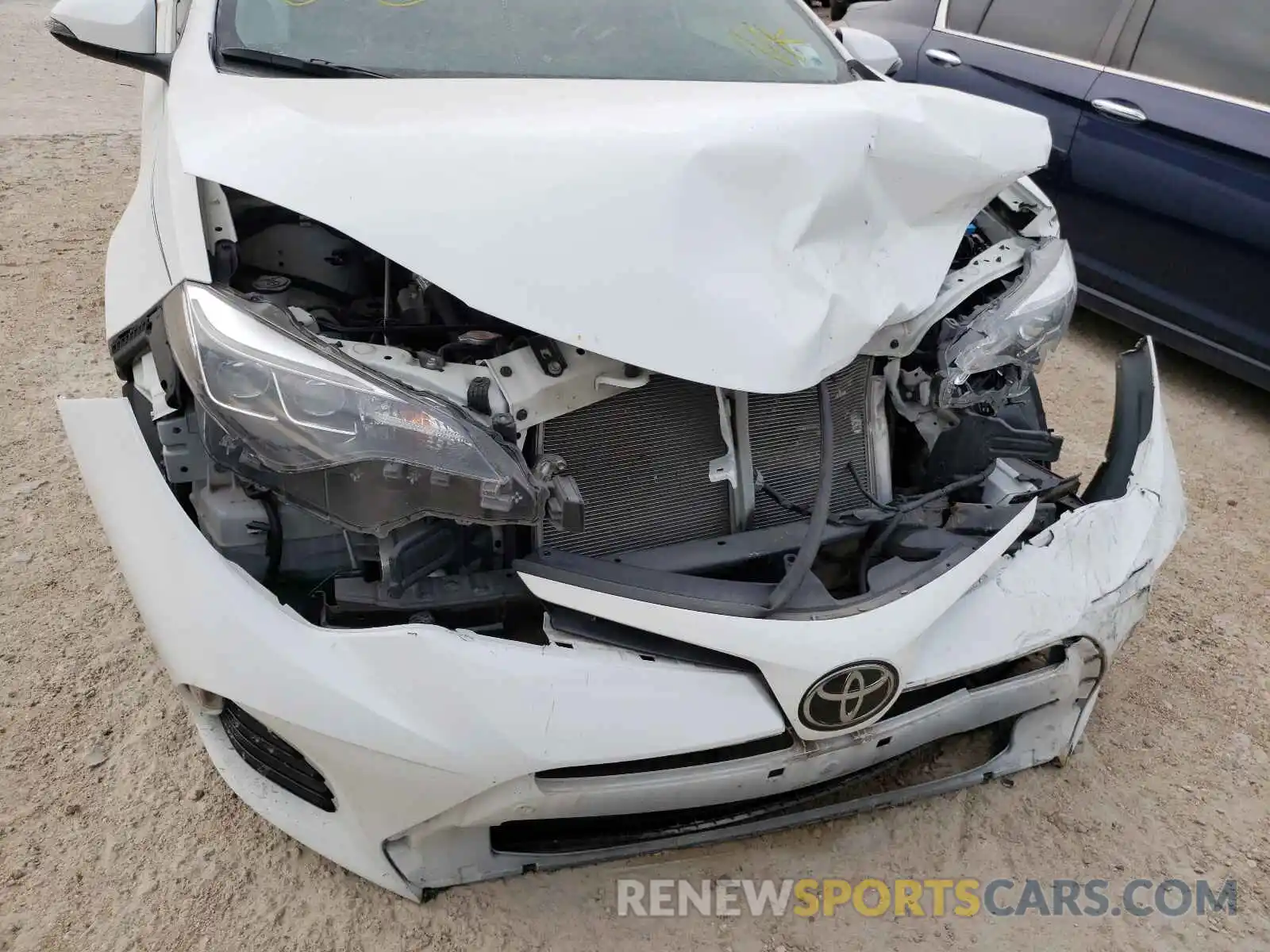 9 Photograph of a damaged car 5YFBURHE3KP895008 TOYOTA COROLLA 2019