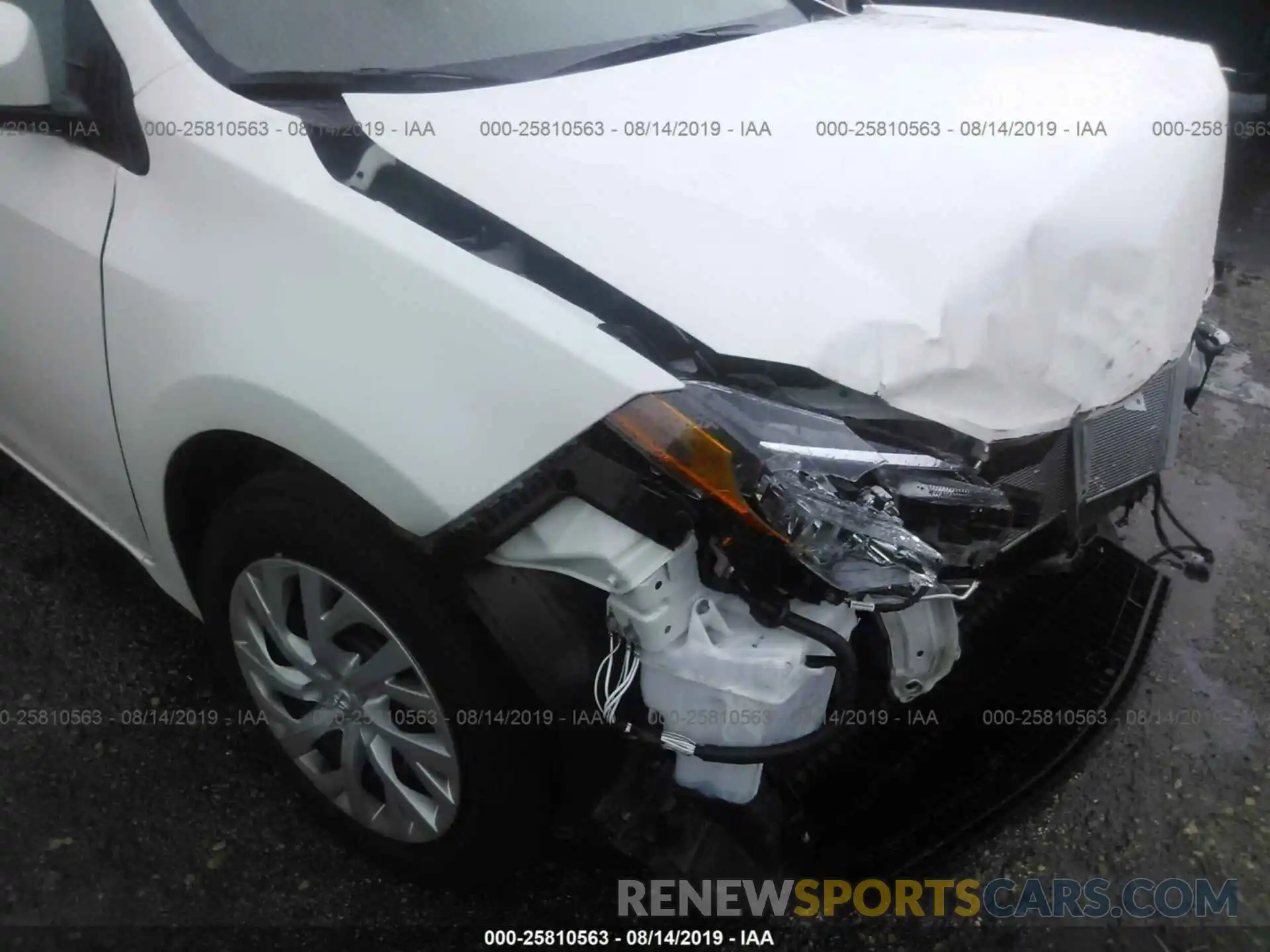 6 Photograph of a damaged car 5YFBURHE3KP895168 TOYOTA COROLLA 2019