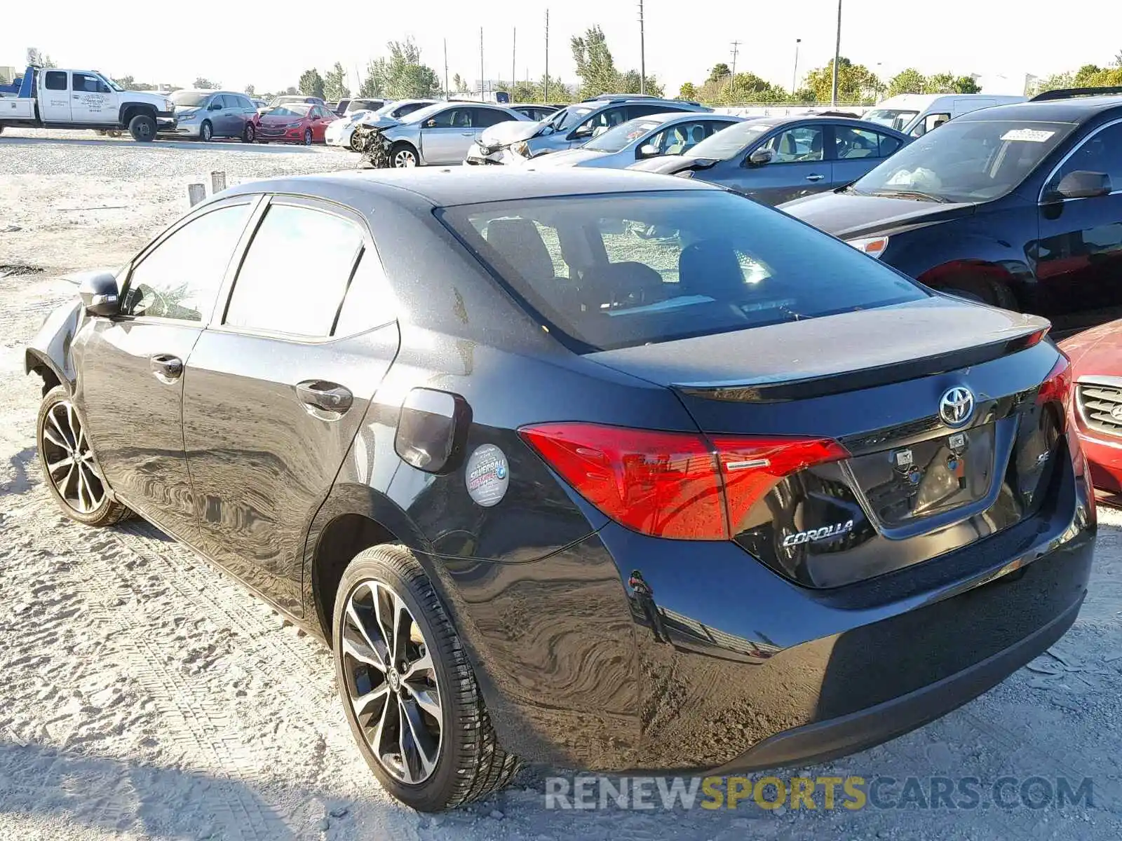 3 Photograph of a damaged car 5YFBURHE3KP895607 TOYOTA COROLLA 2019