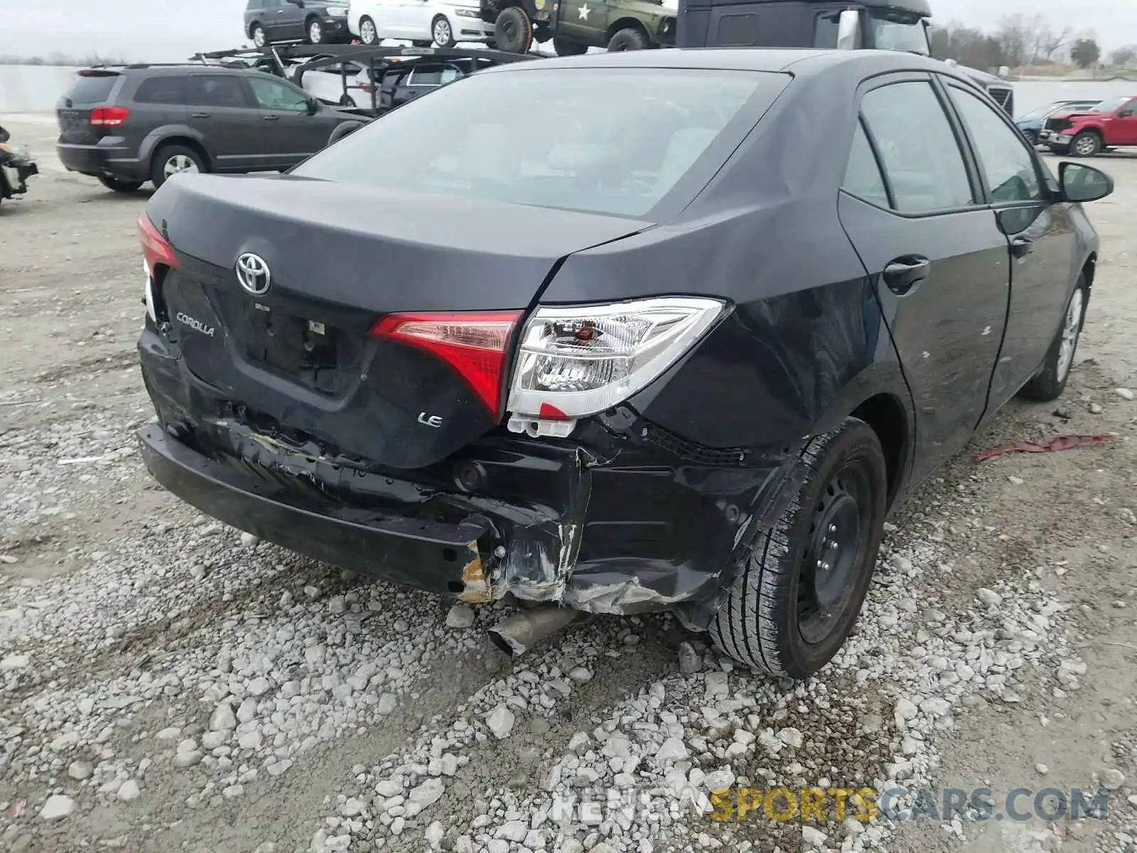 4 Photograph of a damaged car 5YFBURHE3KP895736 TOYOTA COROLLA 2019