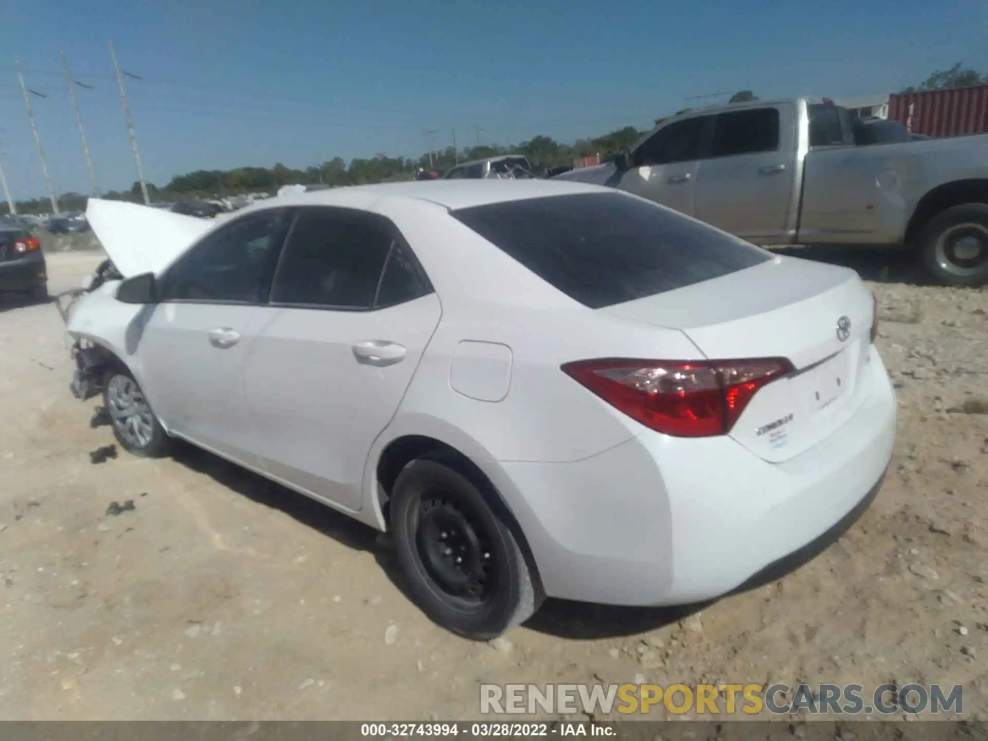 3 Photograph of a damaged car 5YFBURHE3KP895946 TOYOTA COROLLA 2019