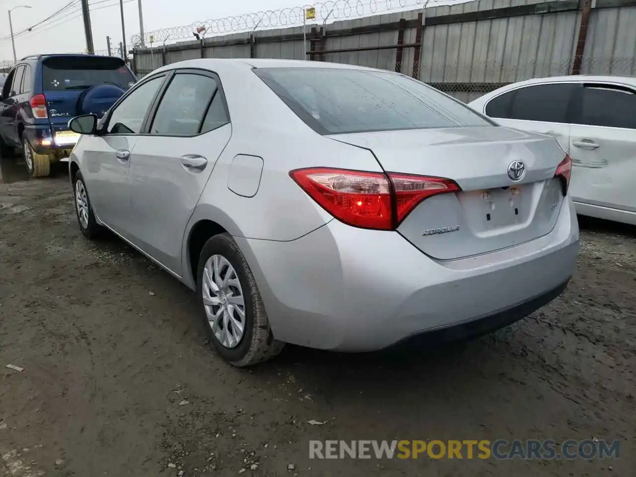 3 Photograph of a damaged car 5YFBURHE3KP896255 TOYOTA COROLLA 2019