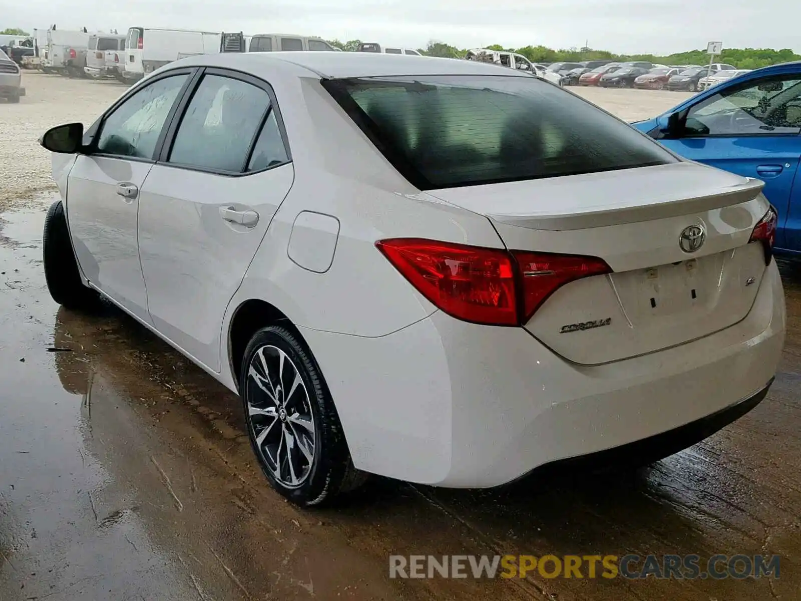 3 Photograph of a damaged car 5YFBURHE3KP896577 TOYOTA COROLLA 2019