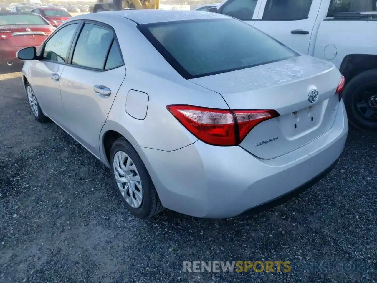 3 Photograph of a damaged car 5YFBURHE3KP898068 TOYOTA COROLLA 2019