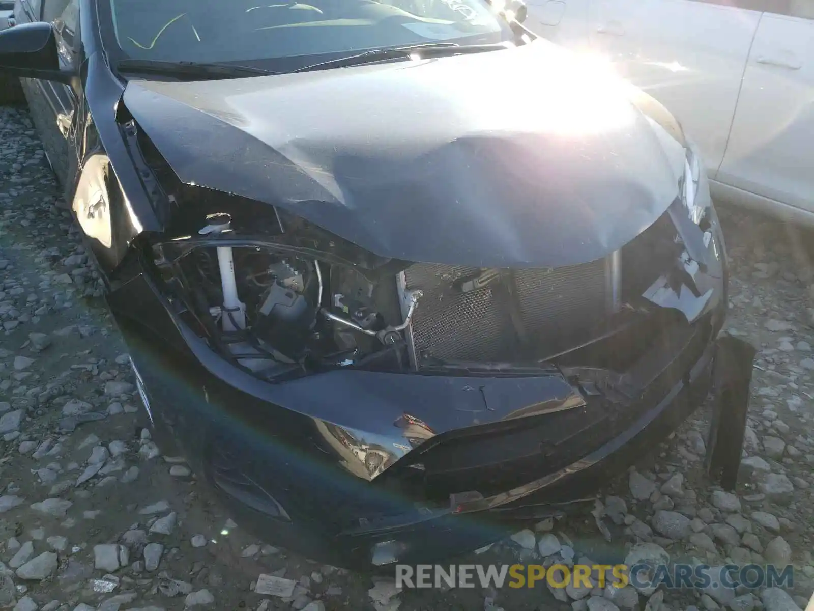 9 Photograph of a damaged car 5YFBURHE3KP898877 TOYOTA COROLLA 2019