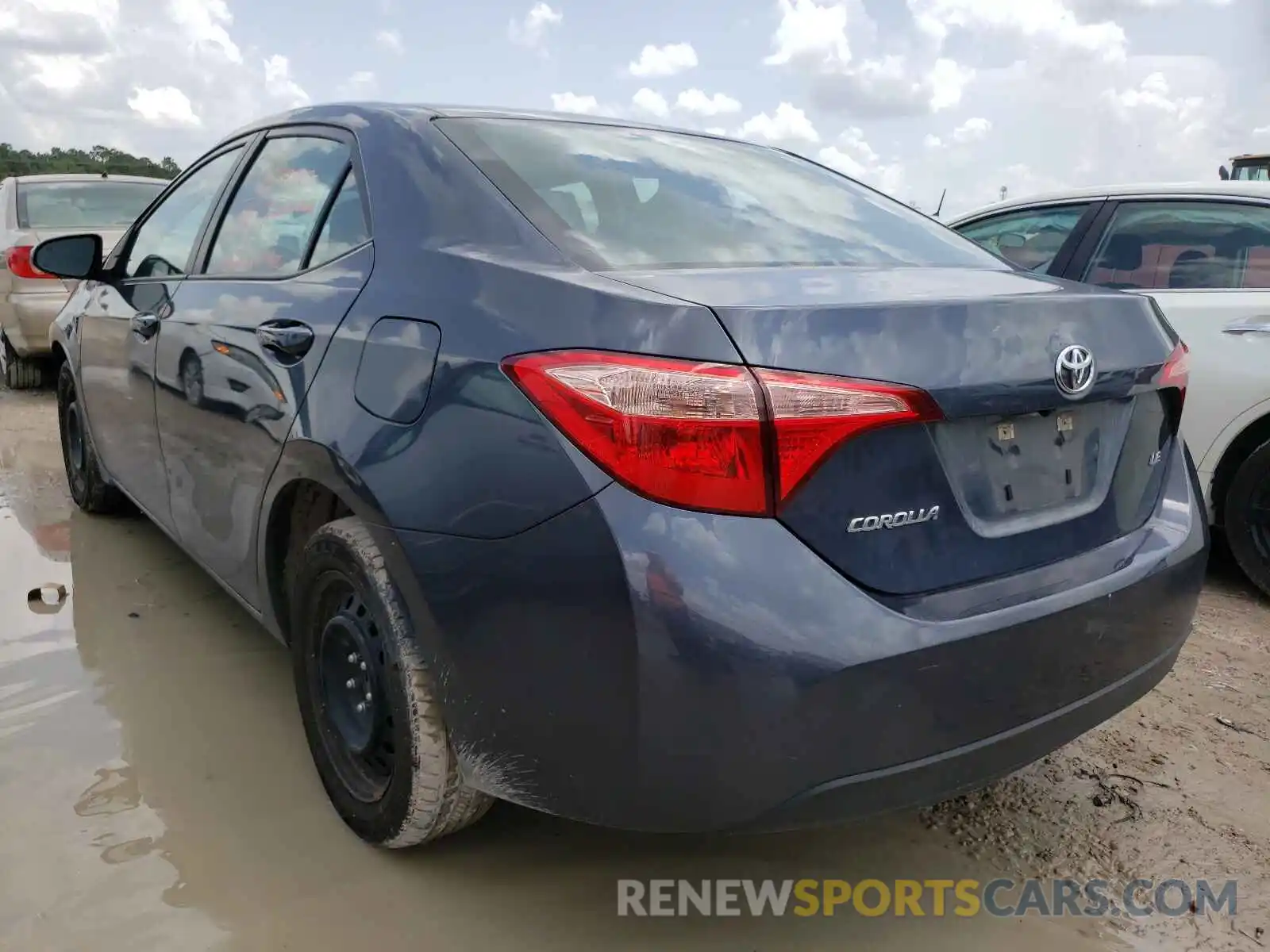 3 Photograph of a damaged car 5YFBURHE3KP899026 TOYOTA COROLLA 2019