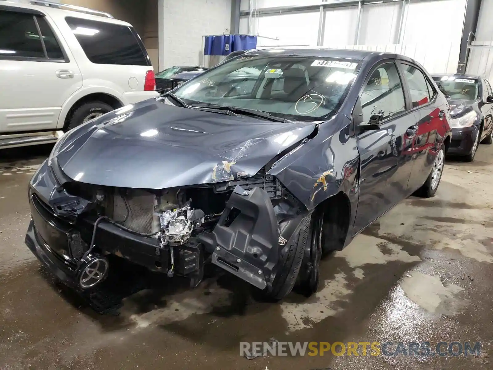 2 Photograph of a damaged car 5YFBURHE3KP899138 TOYOTA COROLLA 2019