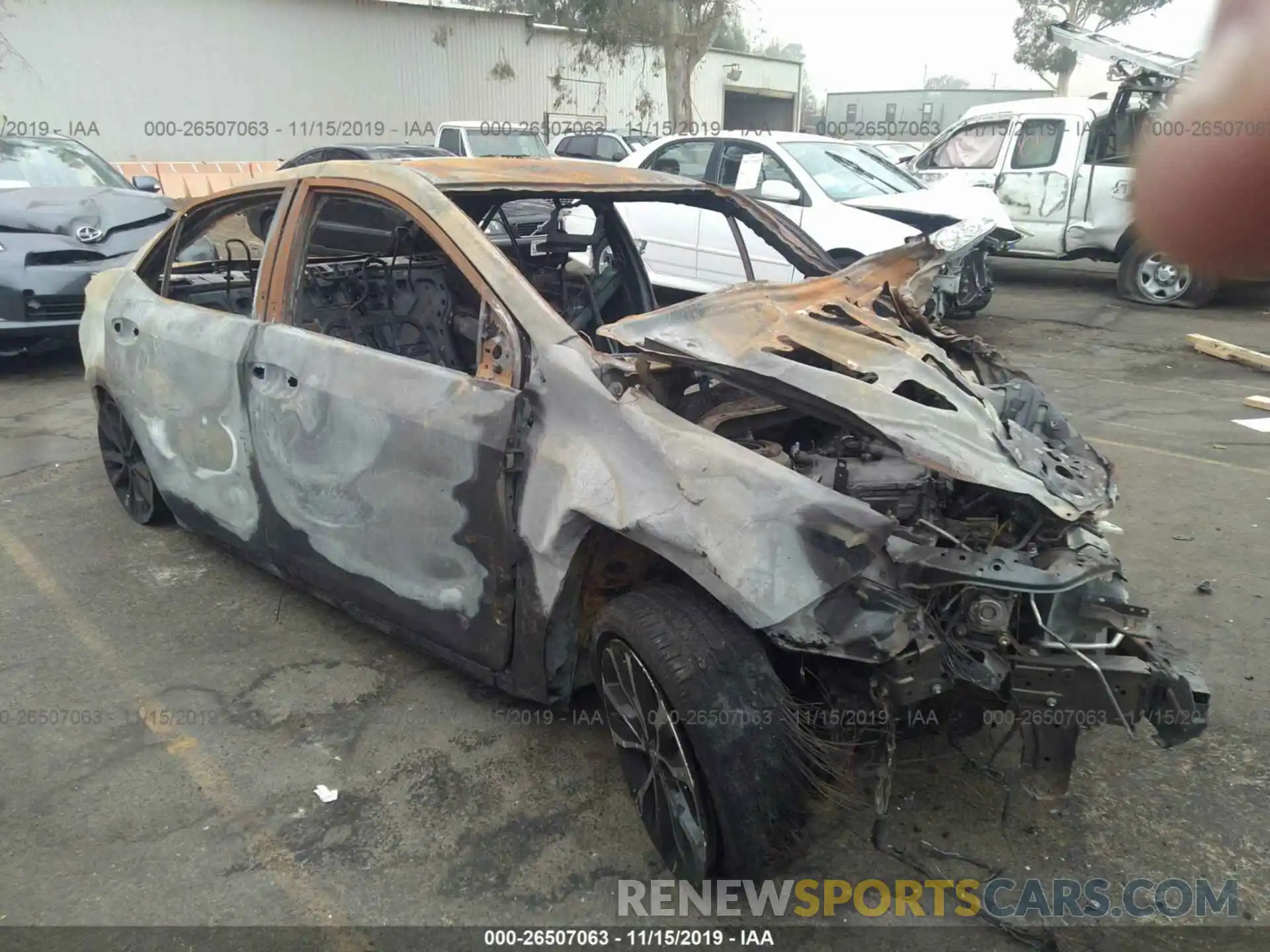 1 Photograph of a damaged car 5YFBURHE3KP899267 TOYOTA COROLLA 2019