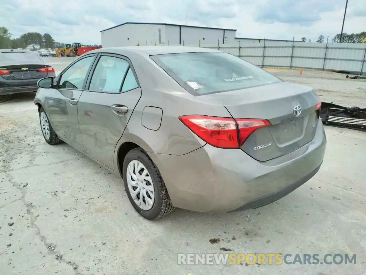 3 Photograph of a damaged car 5YFBURHE3KP901051 TOYOTA COROLLA 2019