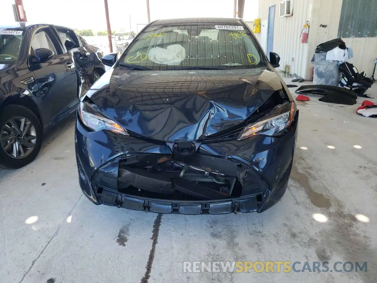 9 Photograph of a damaged car 5YFBURHE3KP901289 TOYOTA COROLLA 2019