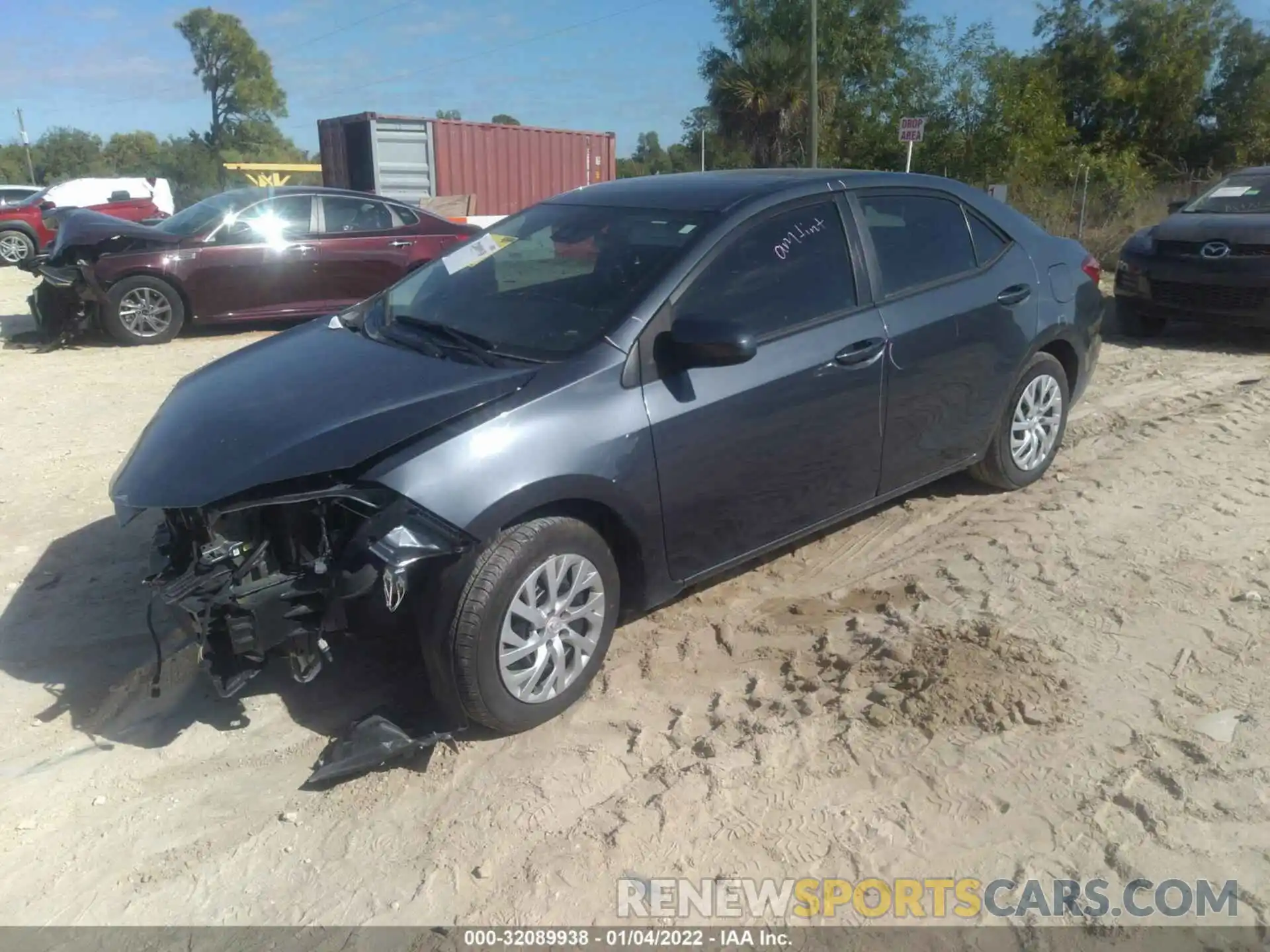 2 Photograph of a damaged car 5YFBURHE3KP901597 TOYOTA COROLLA 2019