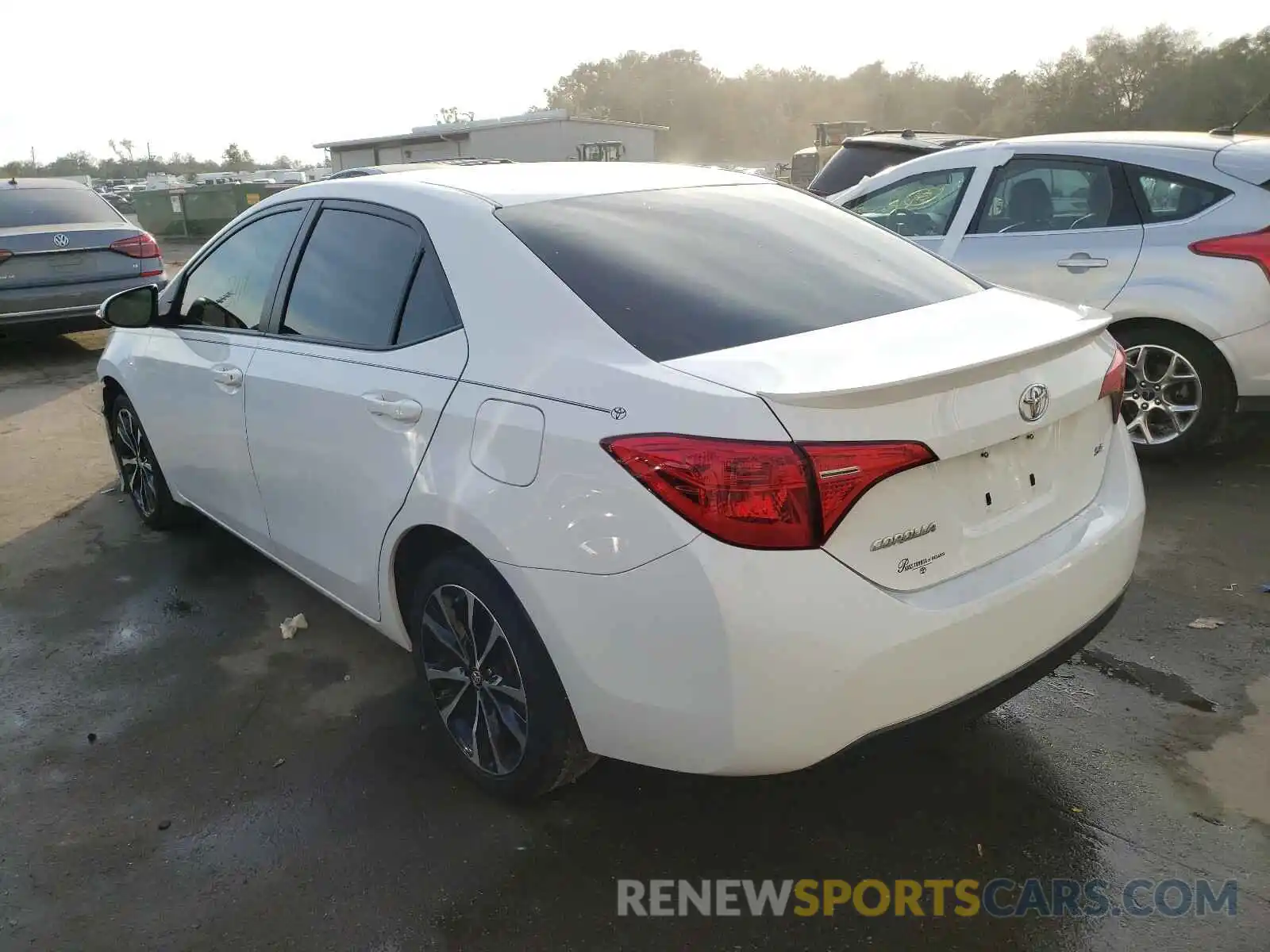 3 Photograph of a damaged car 5YFBURHE3KP901812 TOYOTA COROLLA 2019