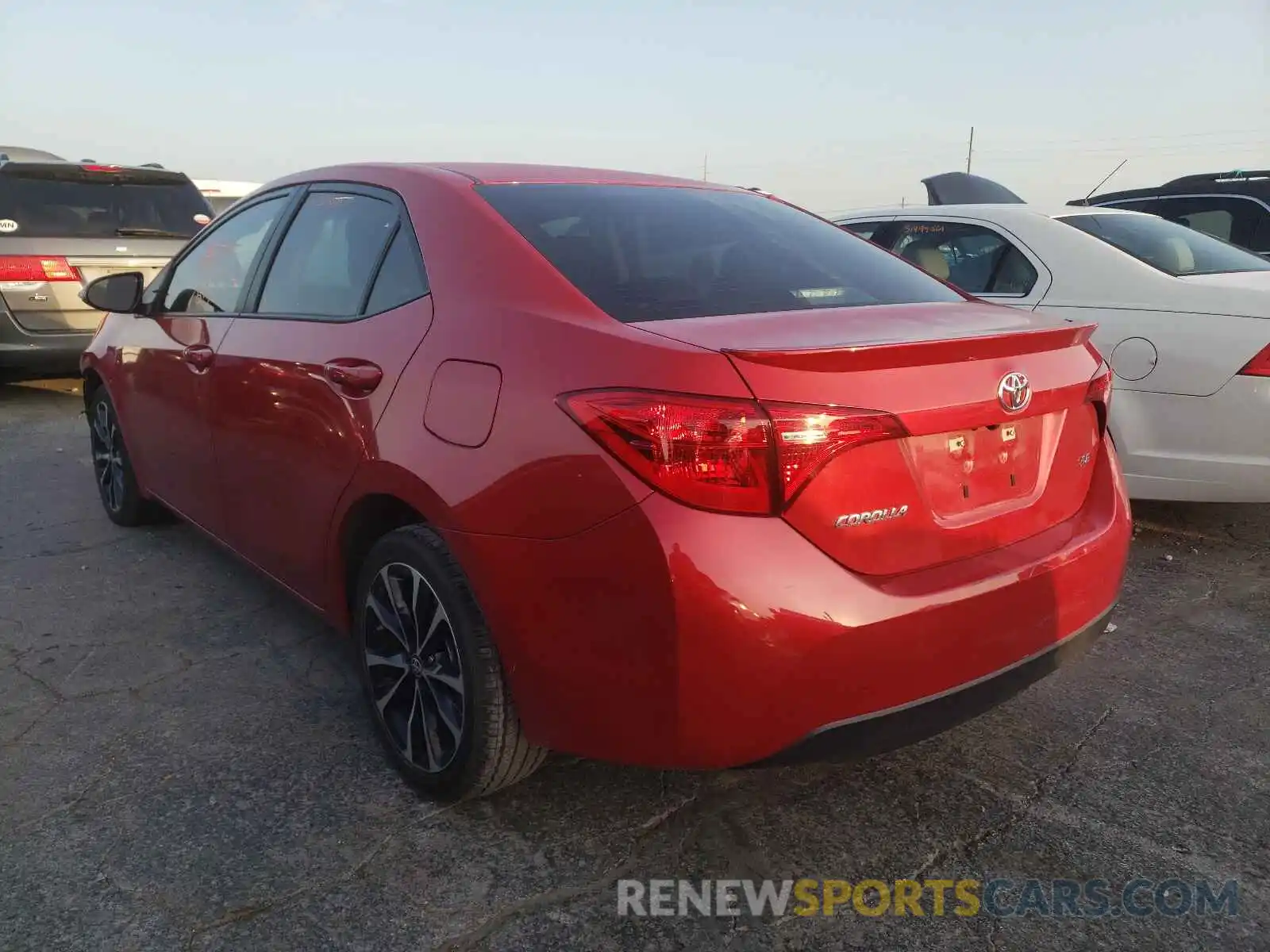 3 Photograph of a damaged car 5YFBURHE3KP902359 TOYOTA COROLLA 2019