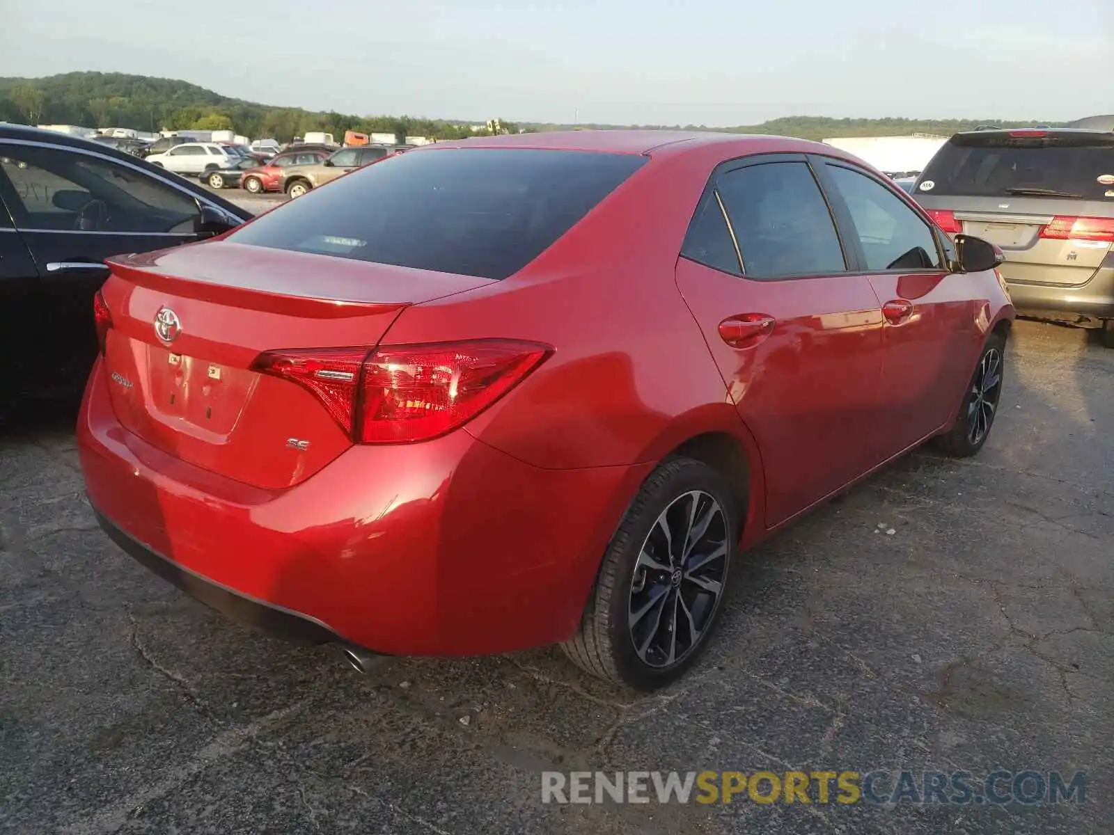 4 Photograph of a damaged car 5YFBURHE3KP902359 TOYOTA COROLLA 2019