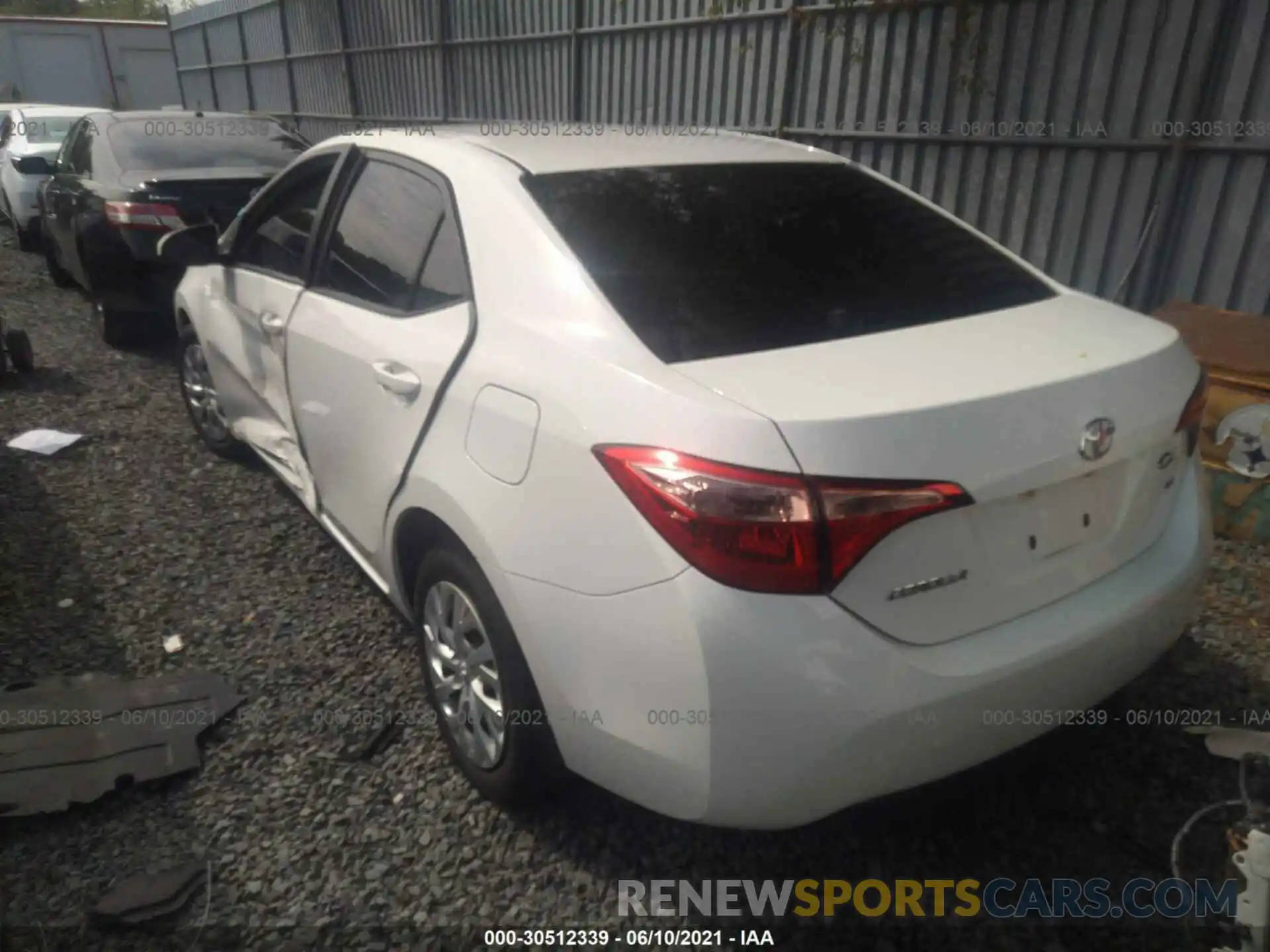 3 Photograph of a damaged car 5YFBURHE3KP903351 TOYOTA COROLLA 2019