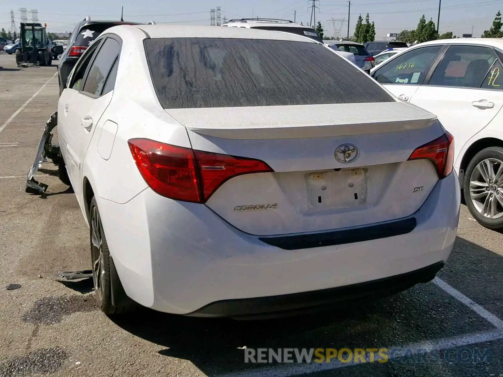 3 Photograph of a damaged car 5YFBURHE3KP903379 TOYOTA COROLLA 2019